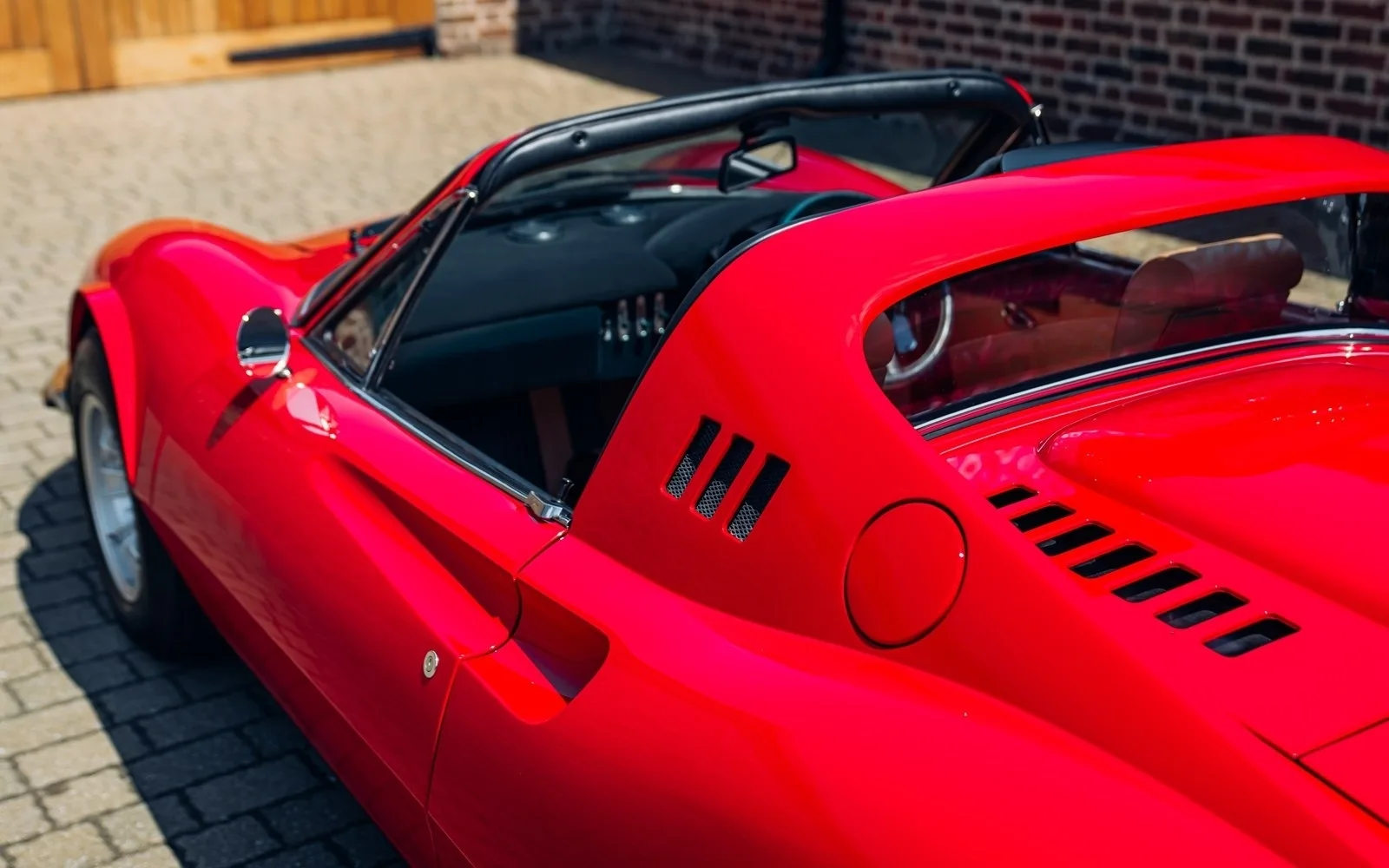1974 Ferrari Dino 246 GTS, 24/30