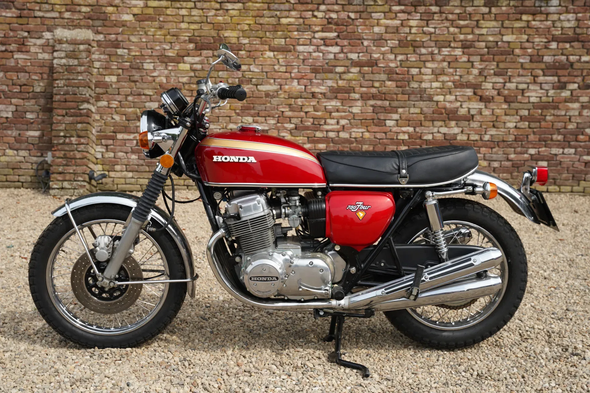 1974 Honda CB750 Four K2, 2/30