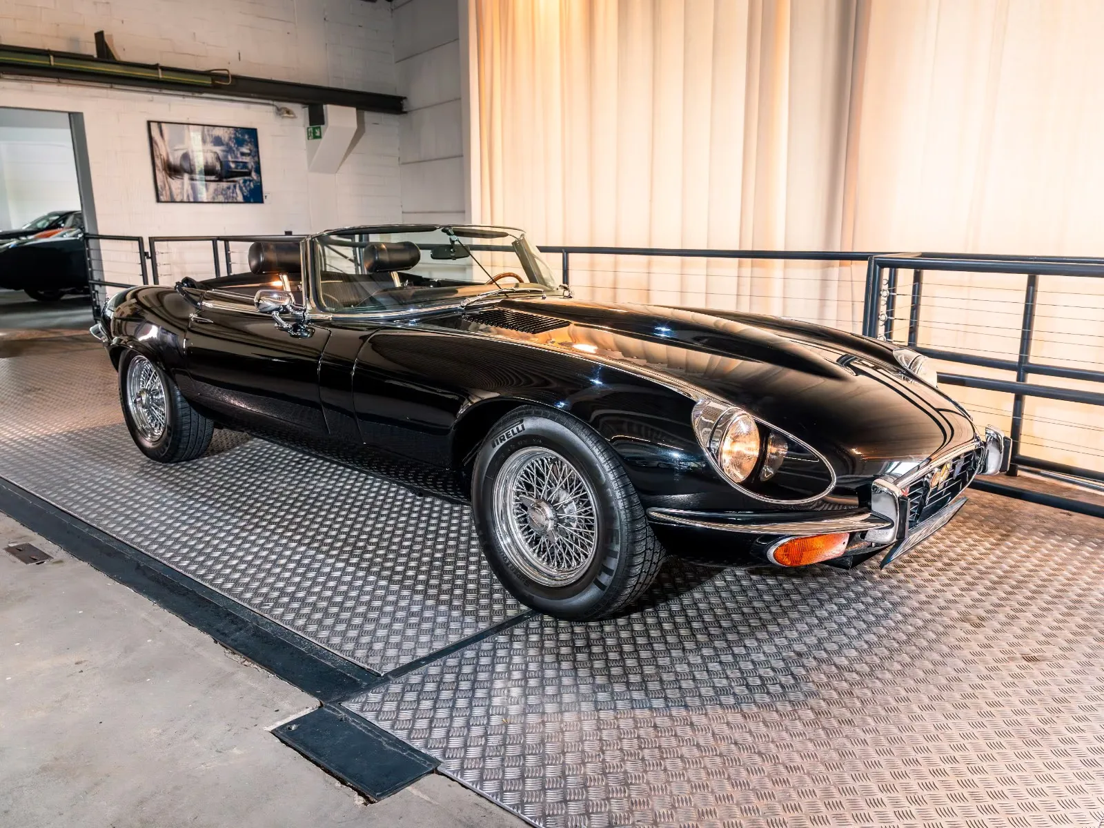 1974 Jaguar E-Type Series 3 V12 Roadster offered by a specialist dealer in Ismaning, Germany, main photo