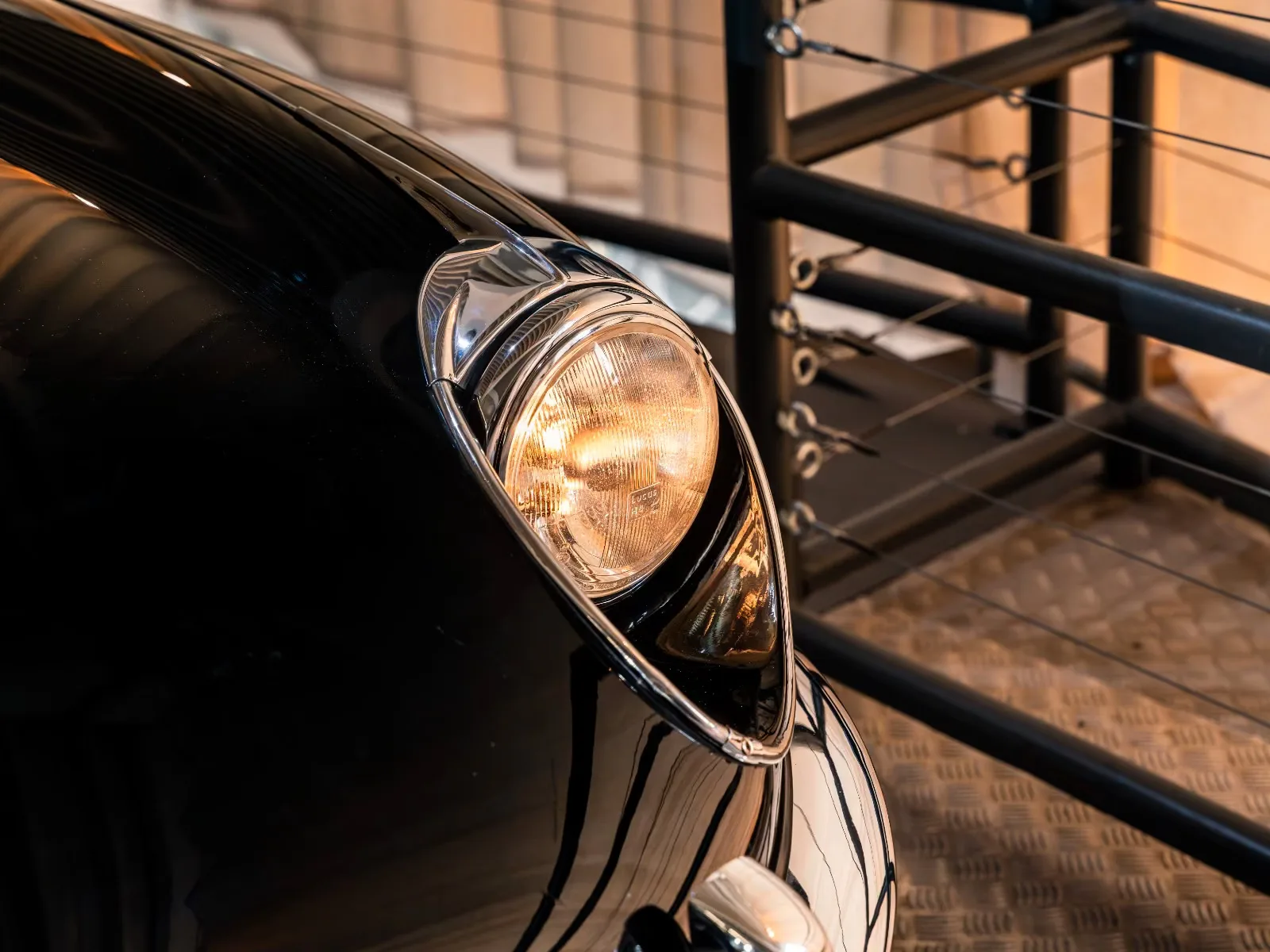 1974 Jaguar E-Type Series 3 V12 Roadster, 9/30