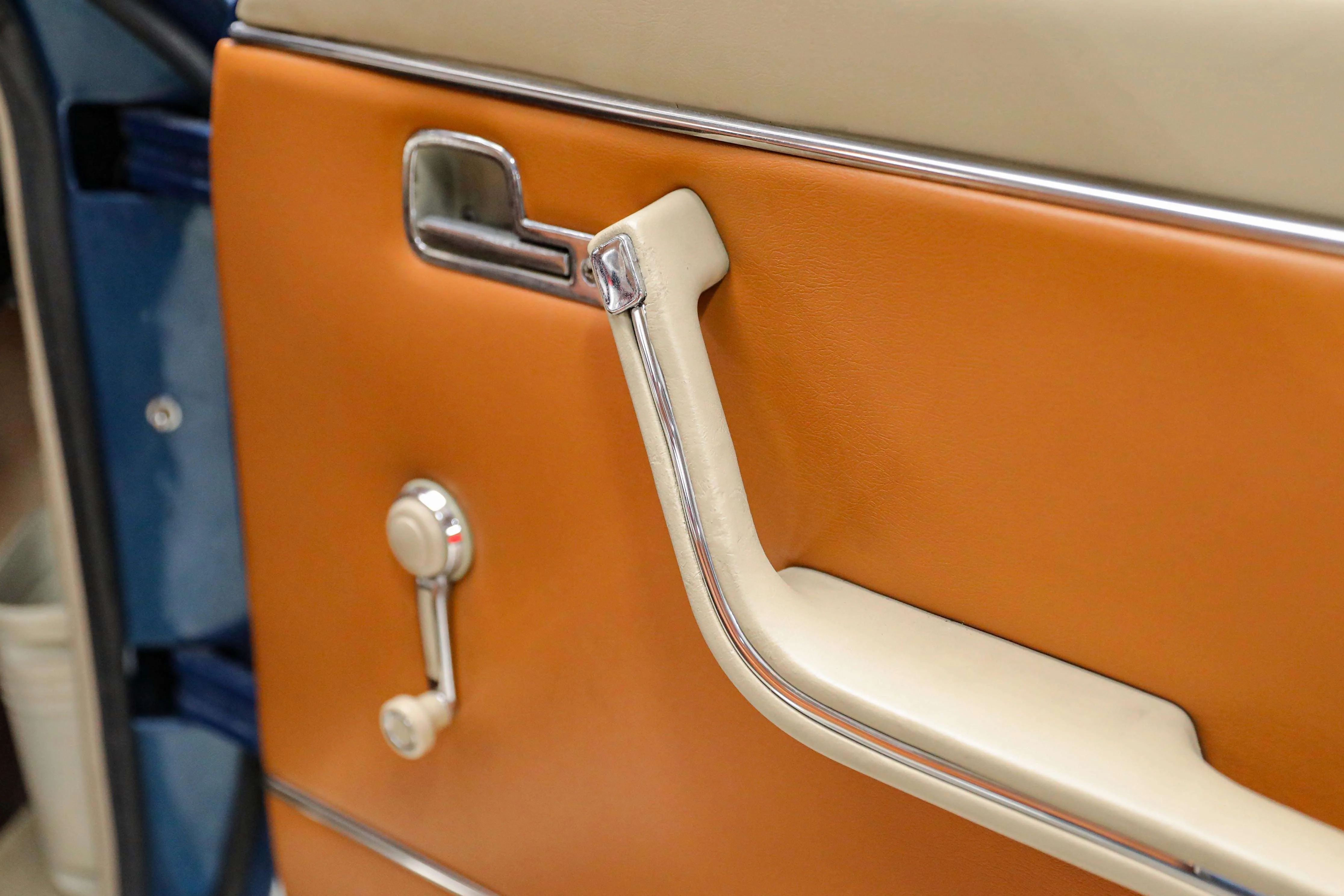 1974 Lancia 2000, 13/14