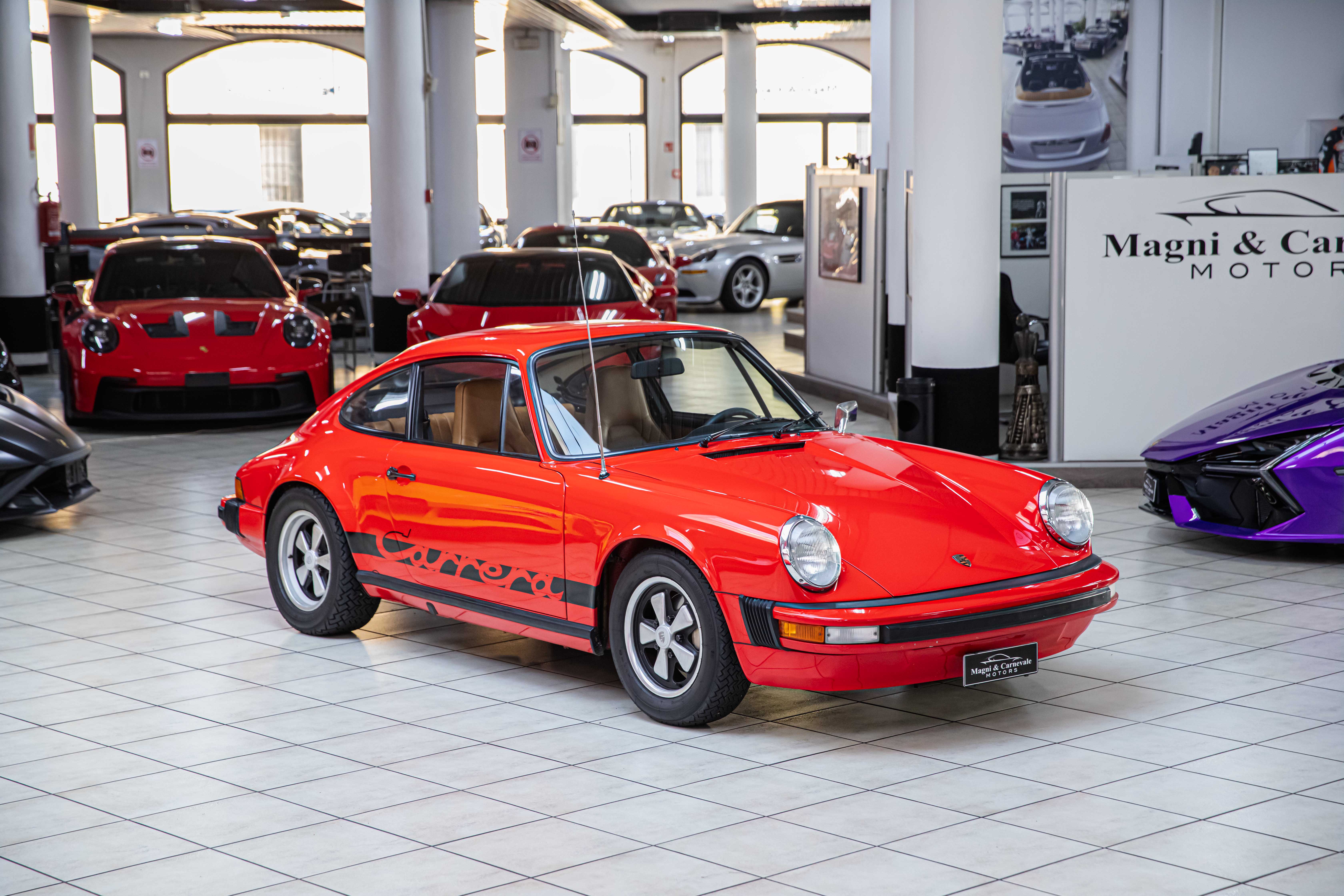1974 Porsche 911 Carrera 2.7 MFI offered by a specialist dealer in Milan, Italy, photo 2 of 20