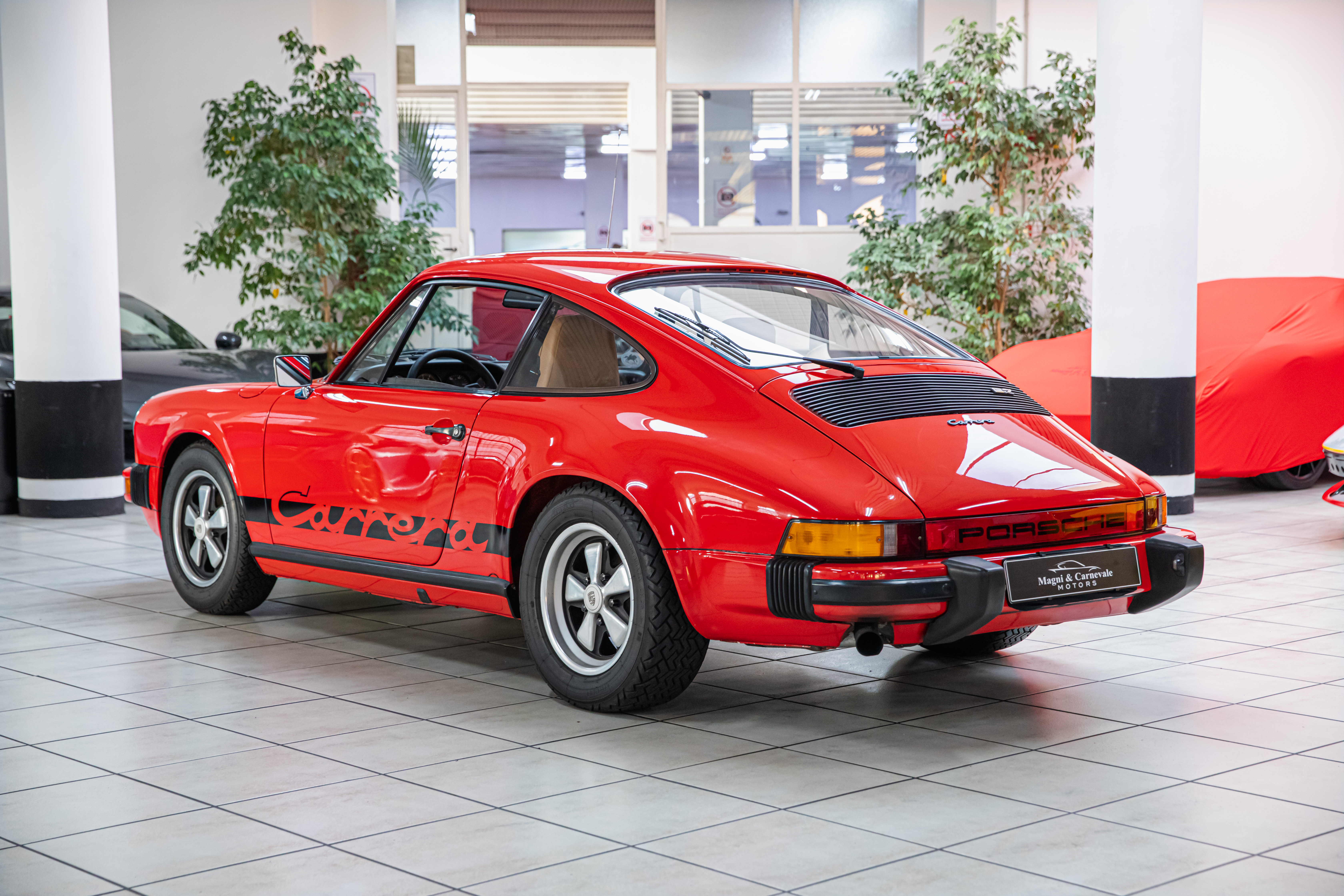 1974 Porsche 911 Carrera 2.7 MFI offered by a specialist dealer in Milan, Italy, photo 5 of 20