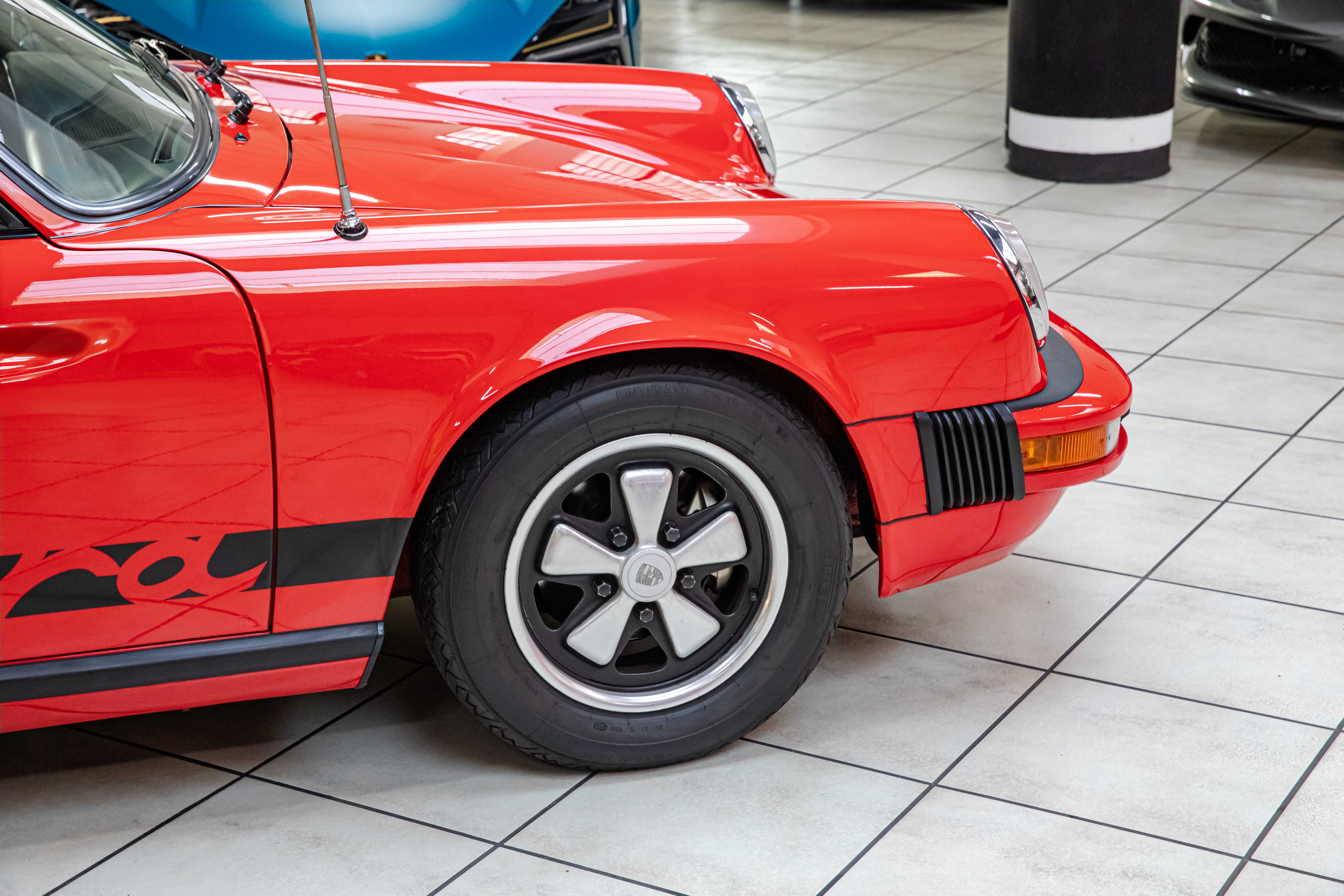 1974 Porsche 911 Carrera 2.7 MFI offered by a specialist dealer in Milan, Italy, photo 12 of 20