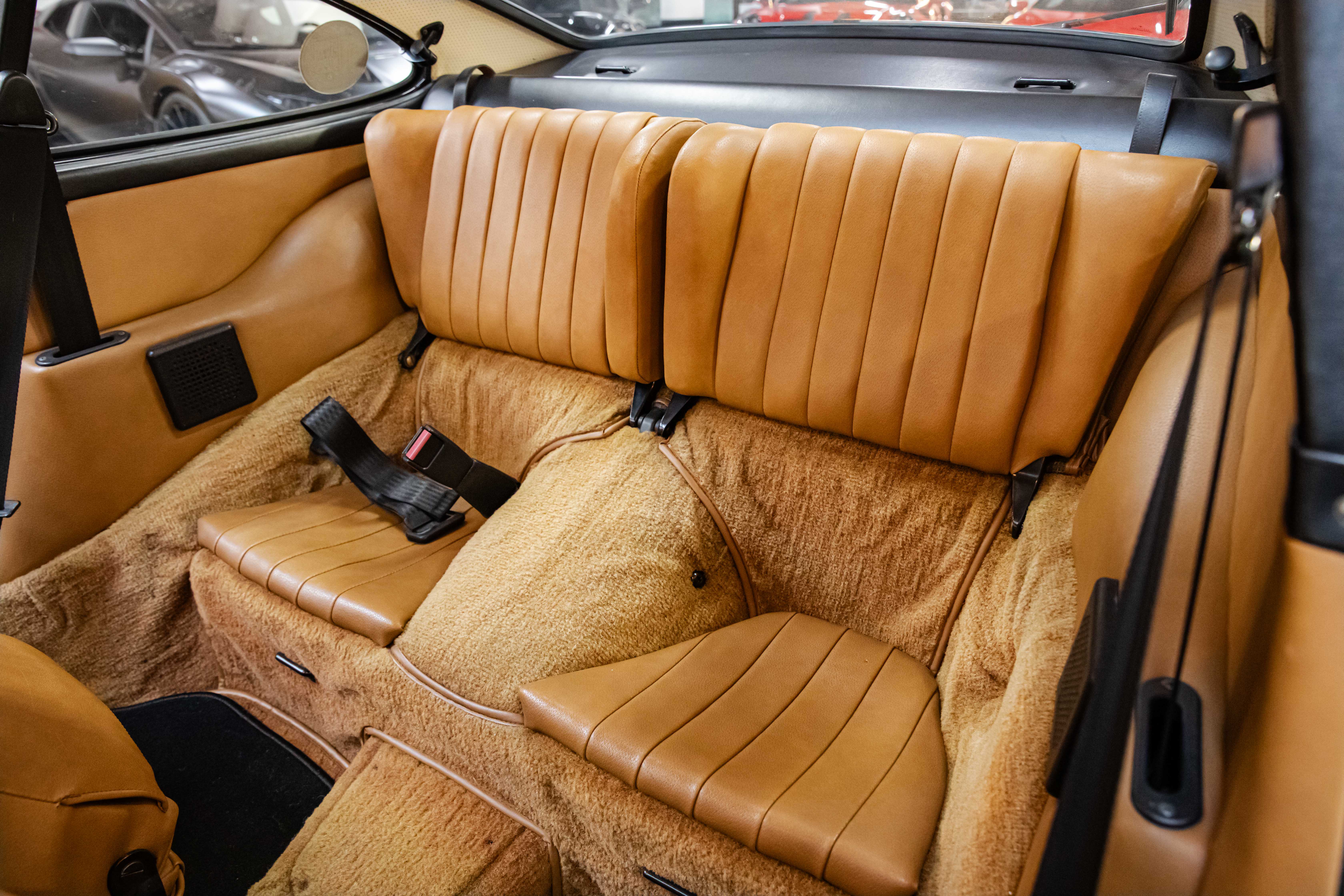1974 Porsche 911 Carrera 2.7 MFI offered by a specialist dealer in Milan, Italy, photo 20 of 20