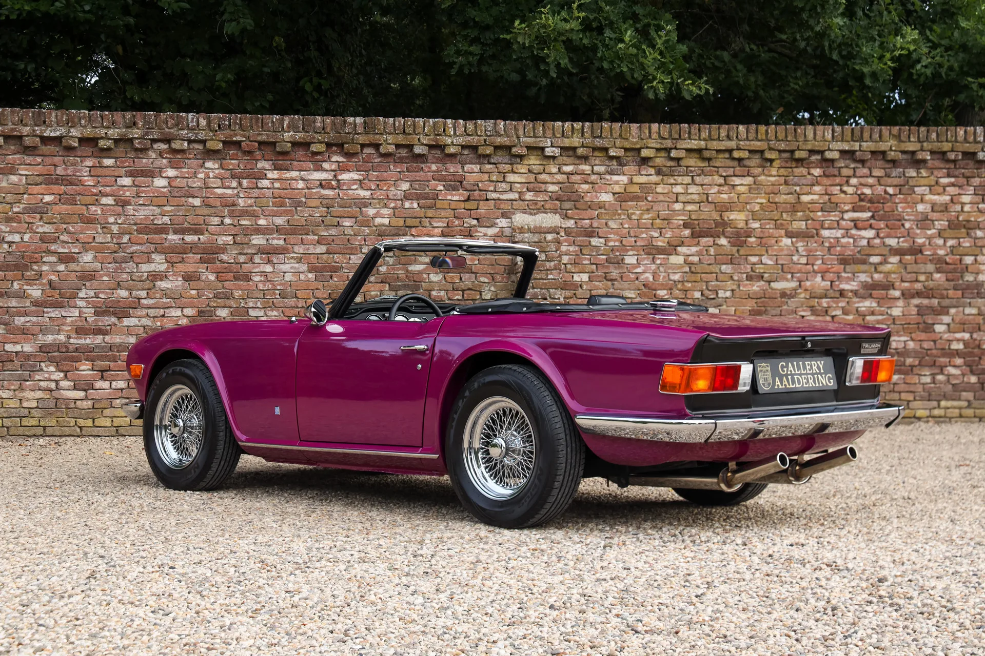 1974 Triumph TR6 Overdrive, 28/30