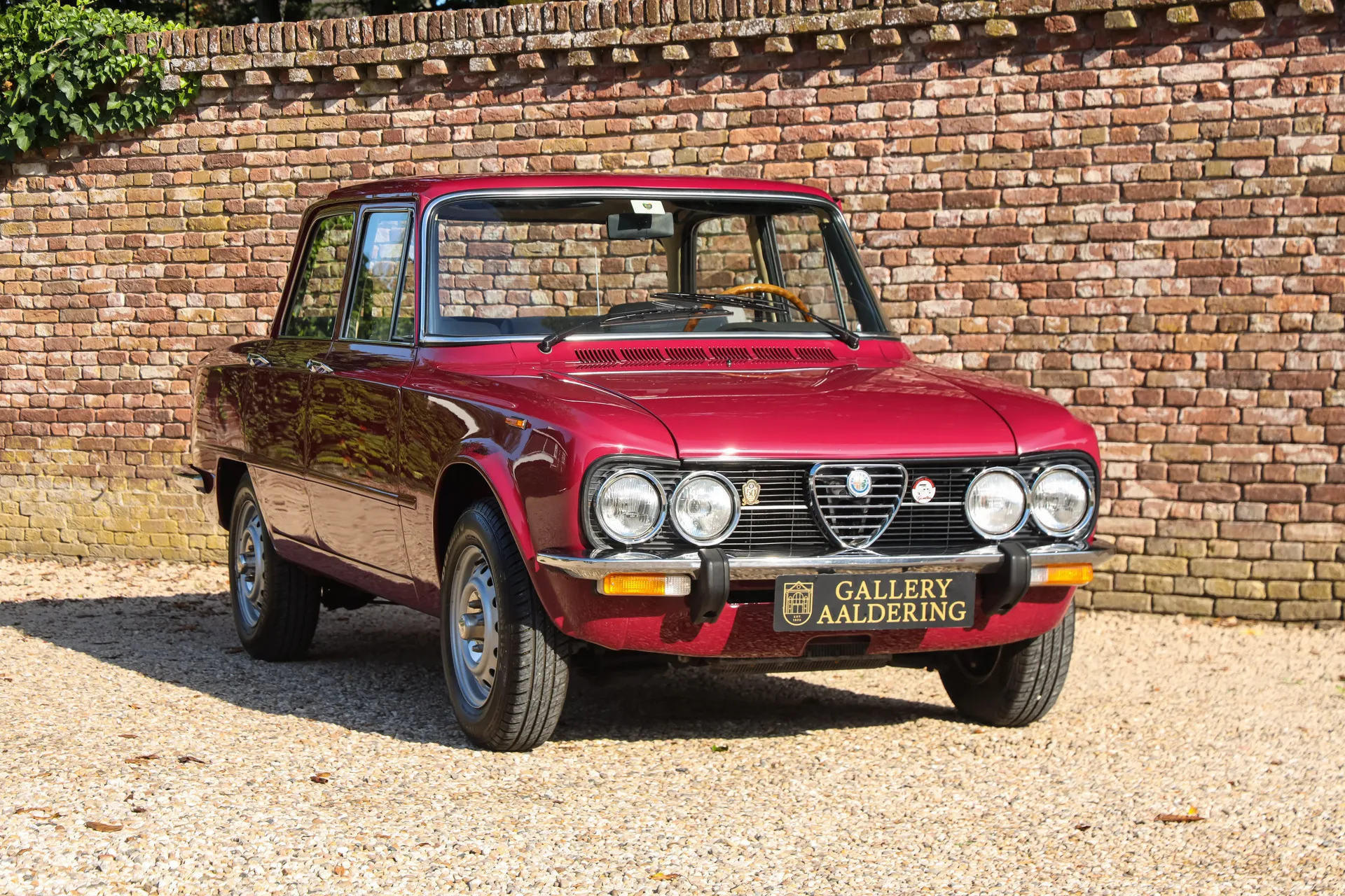 1975 Alfa Romeo Giulia Berlina Nuova Super 1300, 24/30