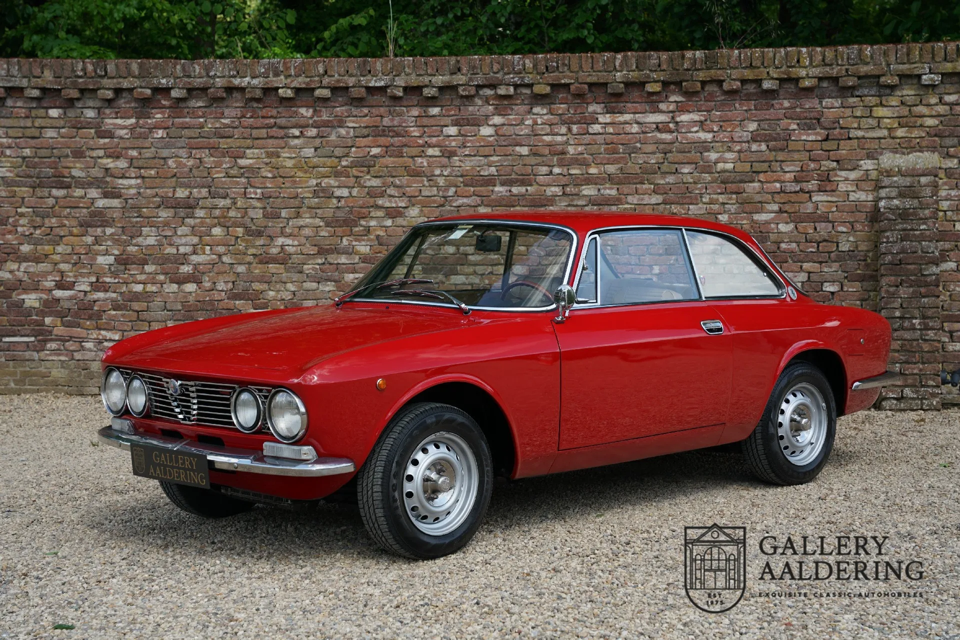 1975 Alfa Romeo GT 1300 Junior Unificato offered by a specialist dealer in Brummen, Netherlands, main photo