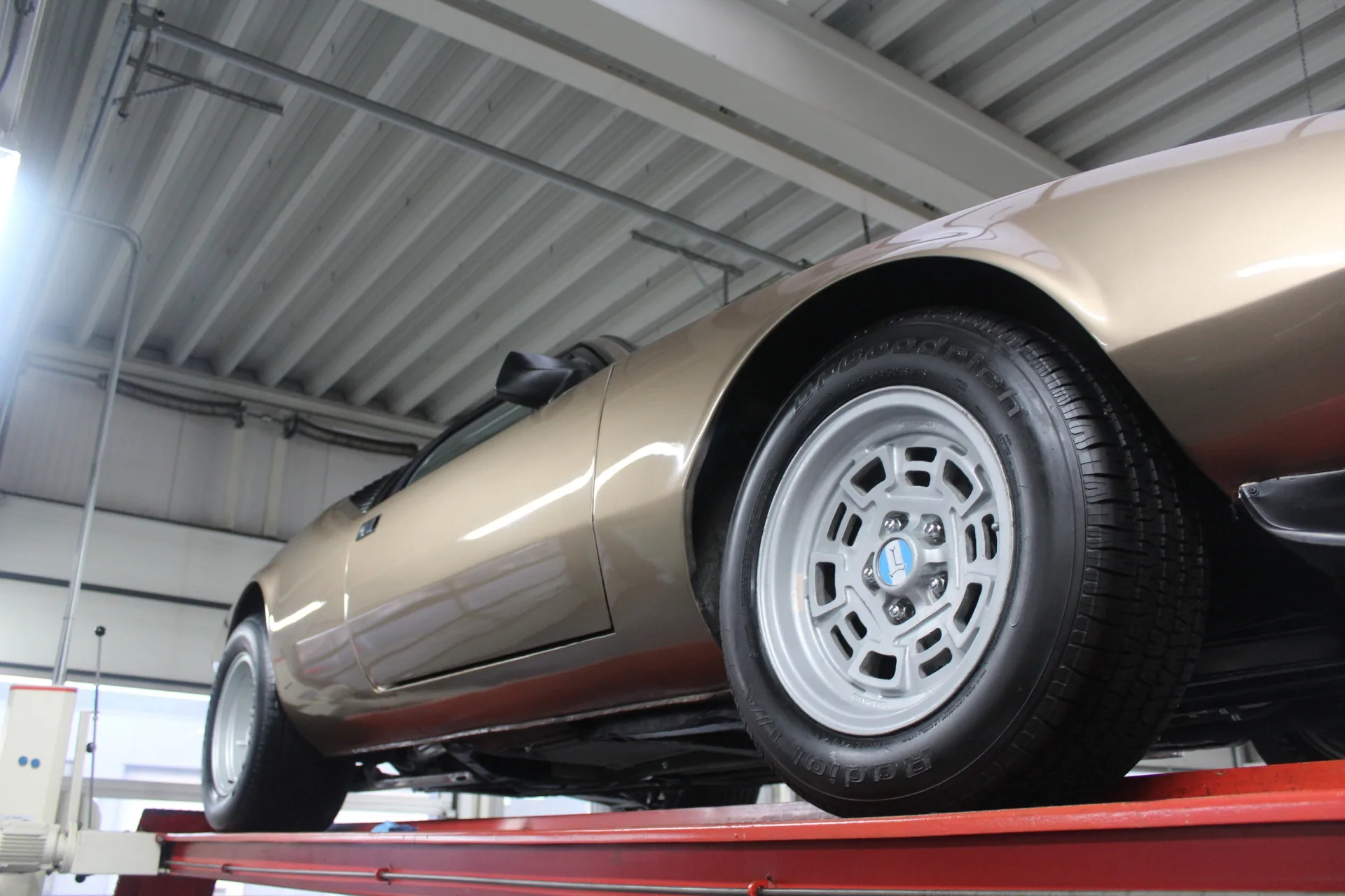 1975 De Tomaso Pantera GTS, 13/30