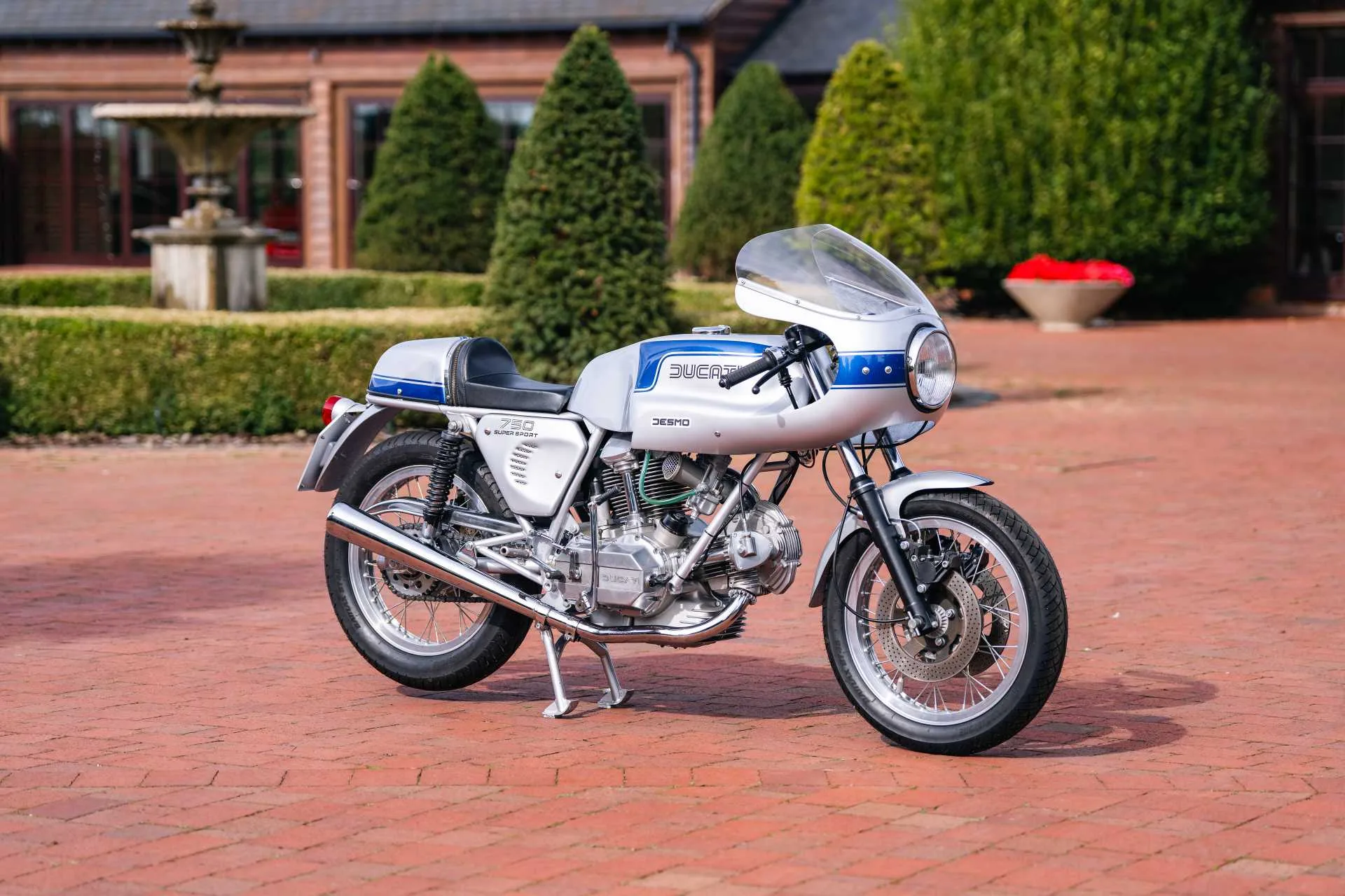 1975 Ducati 750 Super Sport Square Case angeboten von einem Fachhändler in Oxford, Vereinigtes Königreich, Hauptfoto