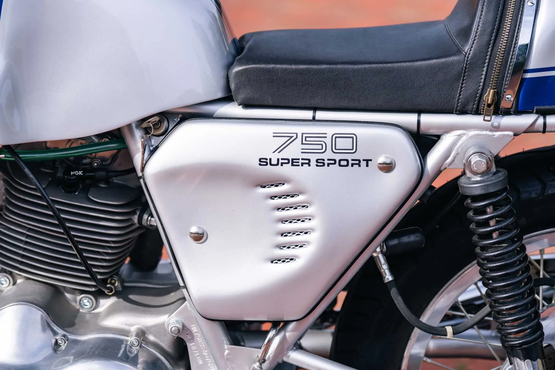 1975 Ducati 750 Super Sport Square Case, 23/30