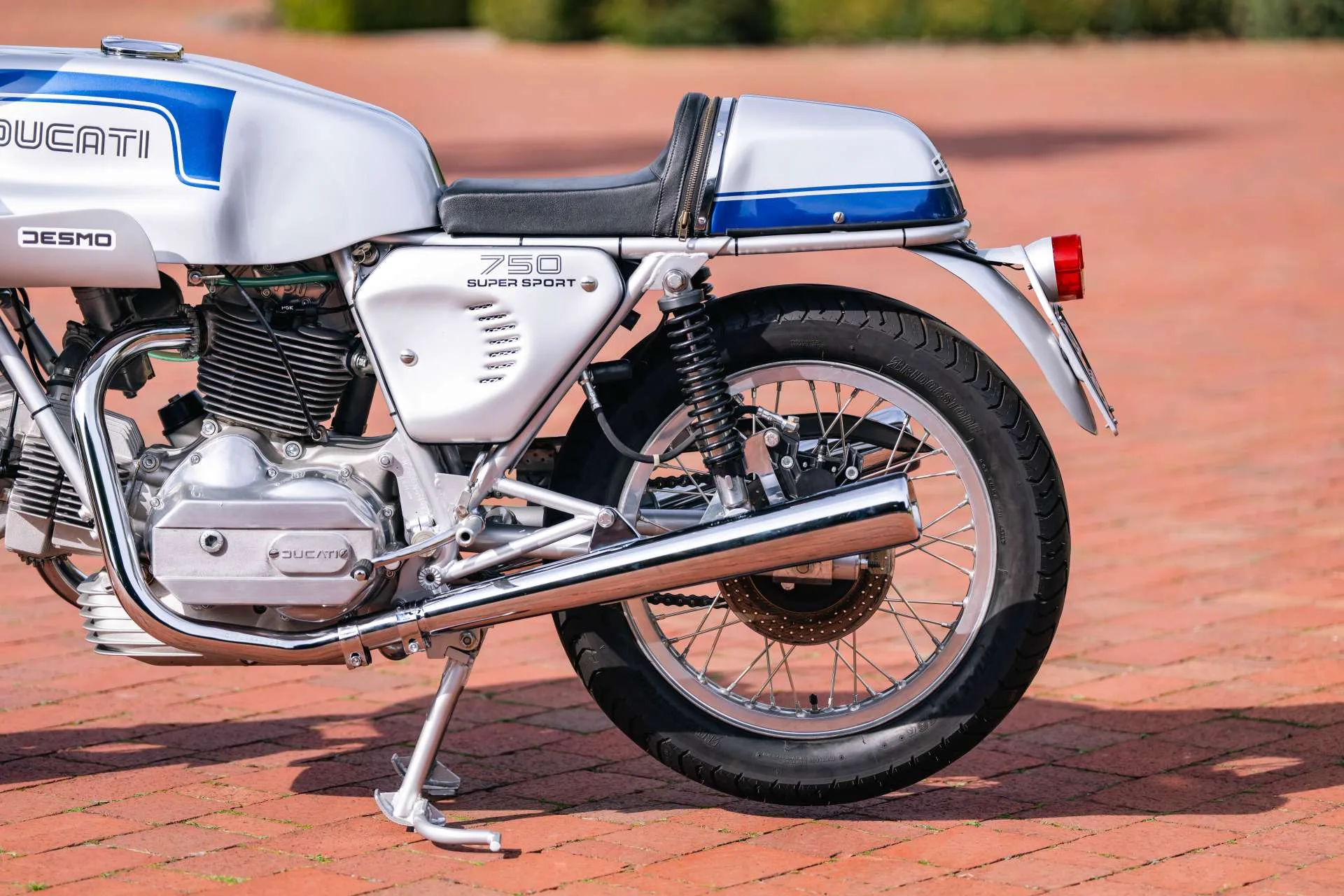 1975 Ducati 750 Super Sport Square Case, 28/30