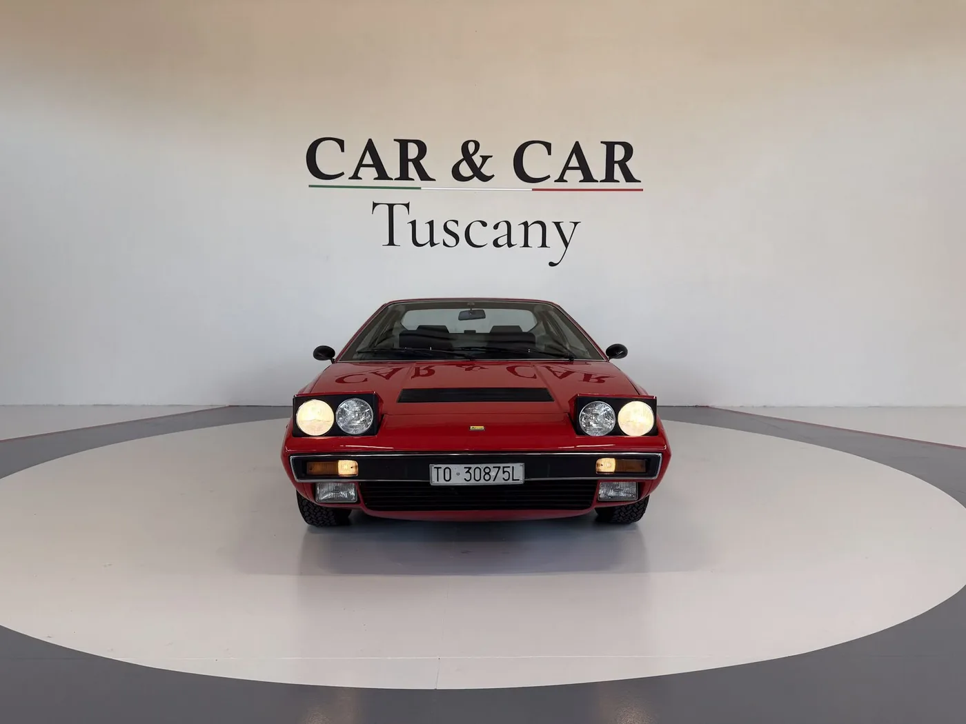 1975 Ferrari Dino 308 GT4 offered by a specialist dealer in Lucca, Italy, photo 3 of 18