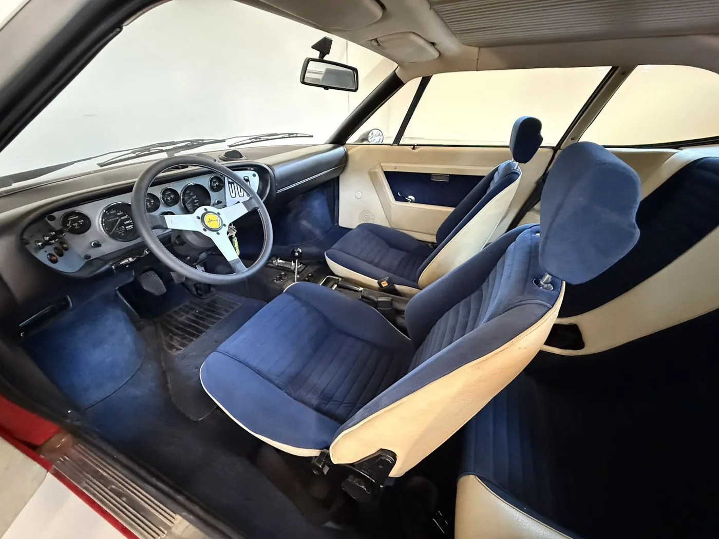 1975 Ferrari Dino 308 GT4 offered by a specialist dealer in Lucca, Italy, photo 8 of 18
