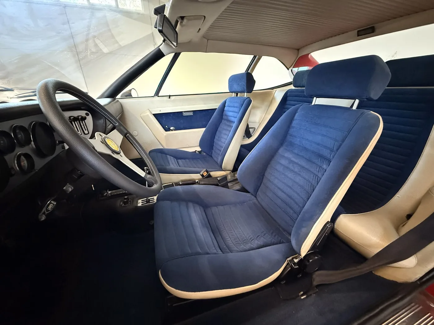 1975 Ferrari Dino 308 GT4 offered by a specialist dealer in Lucca, Italy, photo 9 of 18