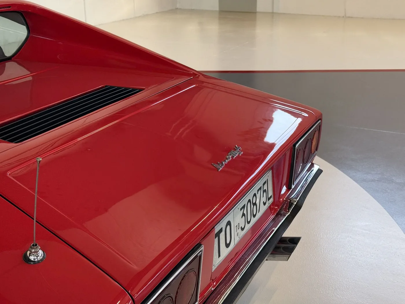 1975 Ferrari Dino 308 GT4 offered by a specialist dealer in Lucca, Italy, photo 14 of 18
