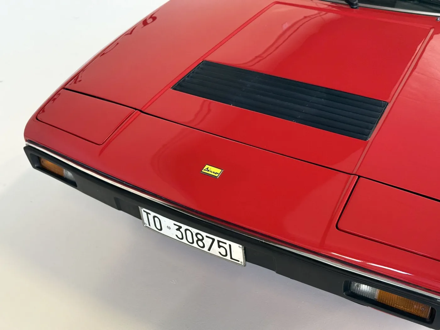 1975 Ferrari Dino 308 GT4 offered by a specialist dealer in Lucca, Italy, photo 16 of 18