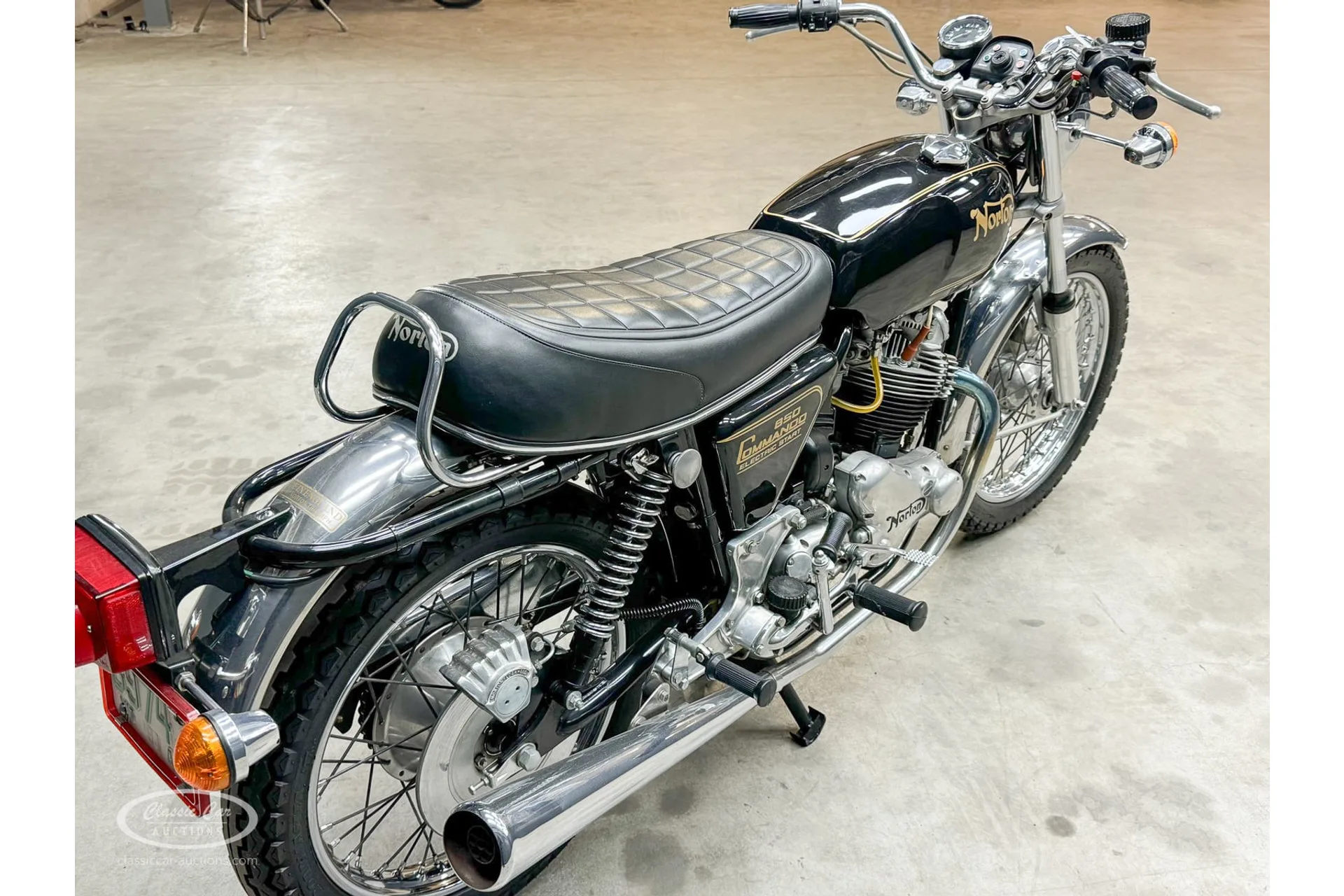 1975 Norton Commando 850 Mk3, 3/17