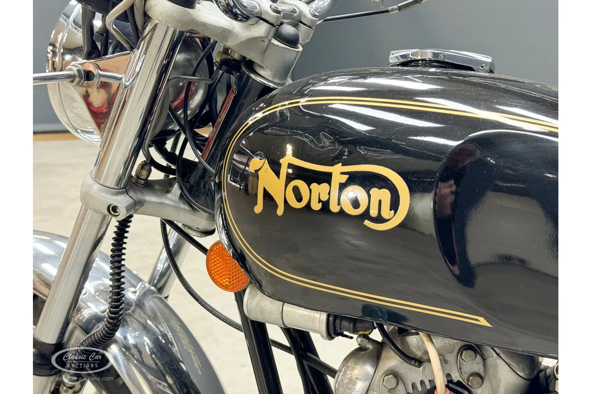 1975 Norton Commando 850 Mk3, 6/17
