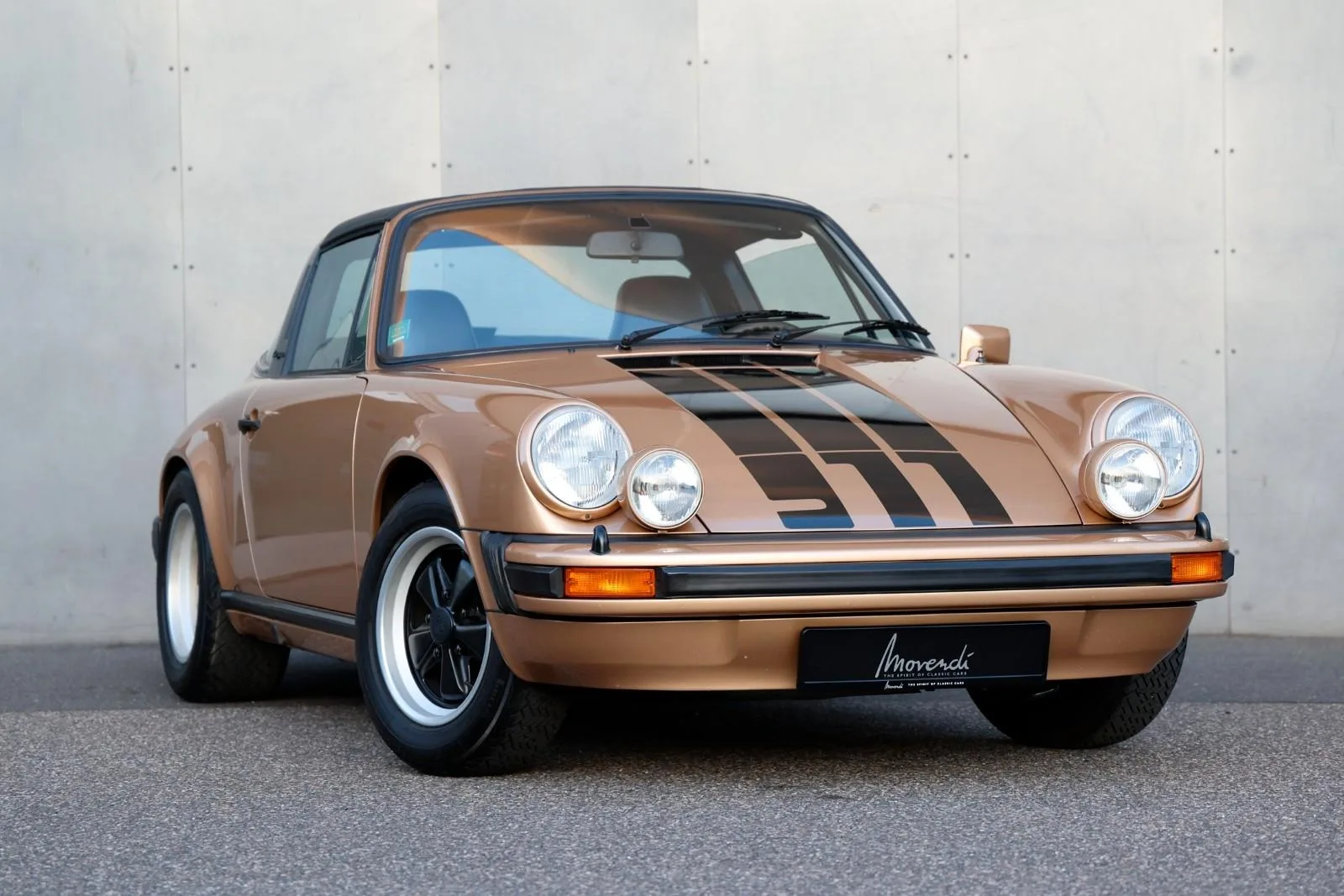 1975 Porsche 911 Carrera 2.7 Targa, 2/24
