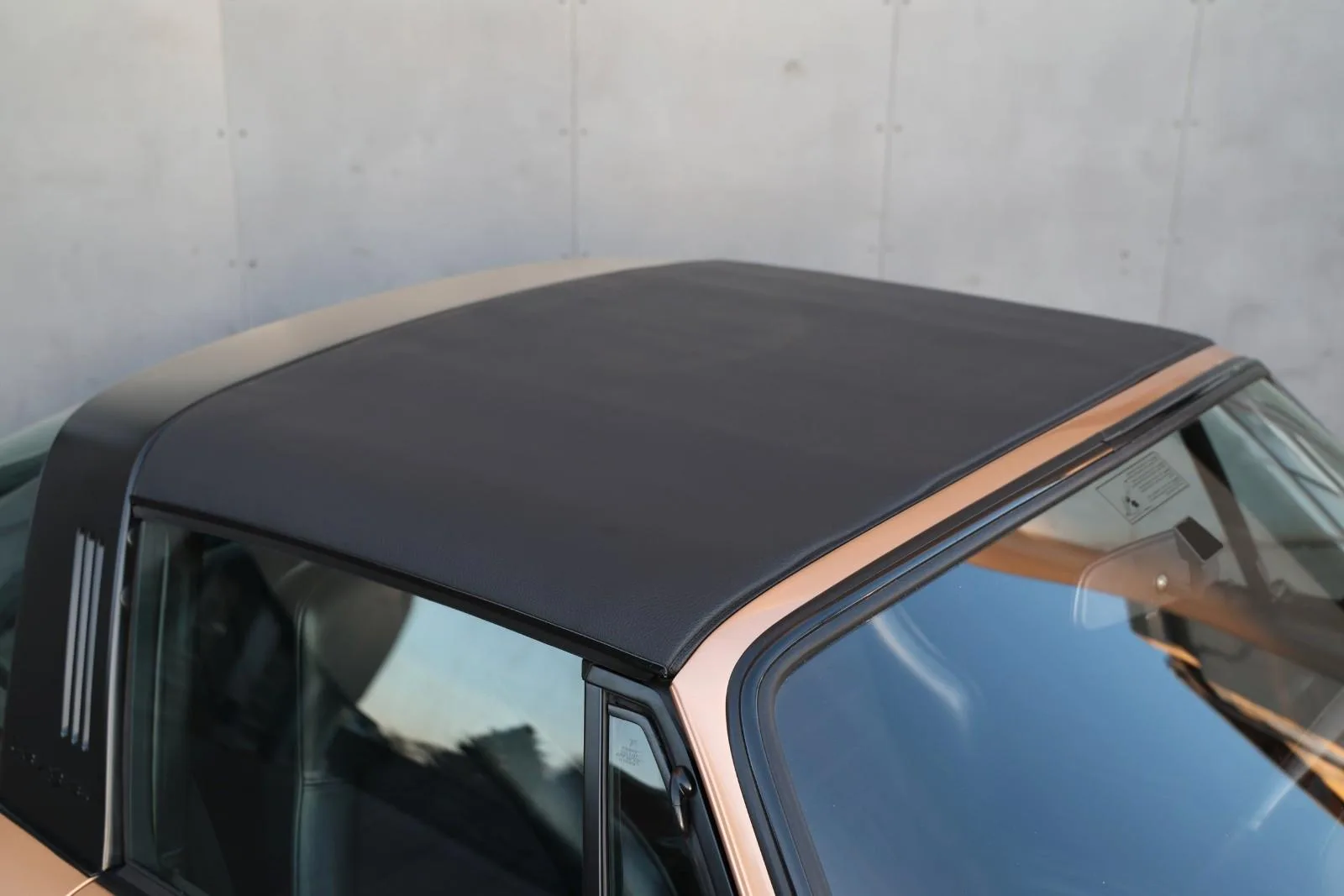 1975 Porsche 911 Carrera 2.7 Targa, 17/24
