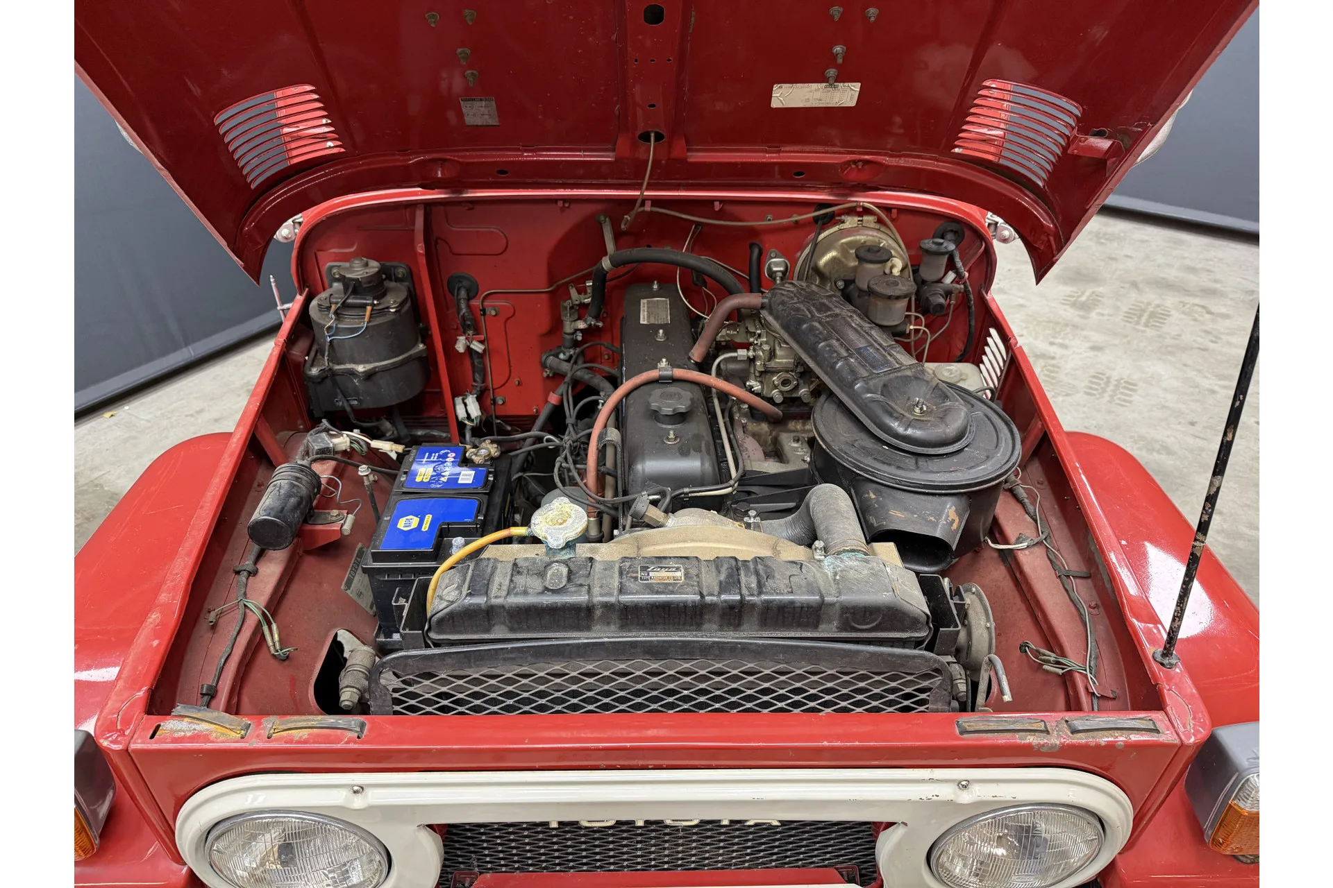 1975 Toyota Land Cruiser 40 FJ40 Soft Top, 4/30