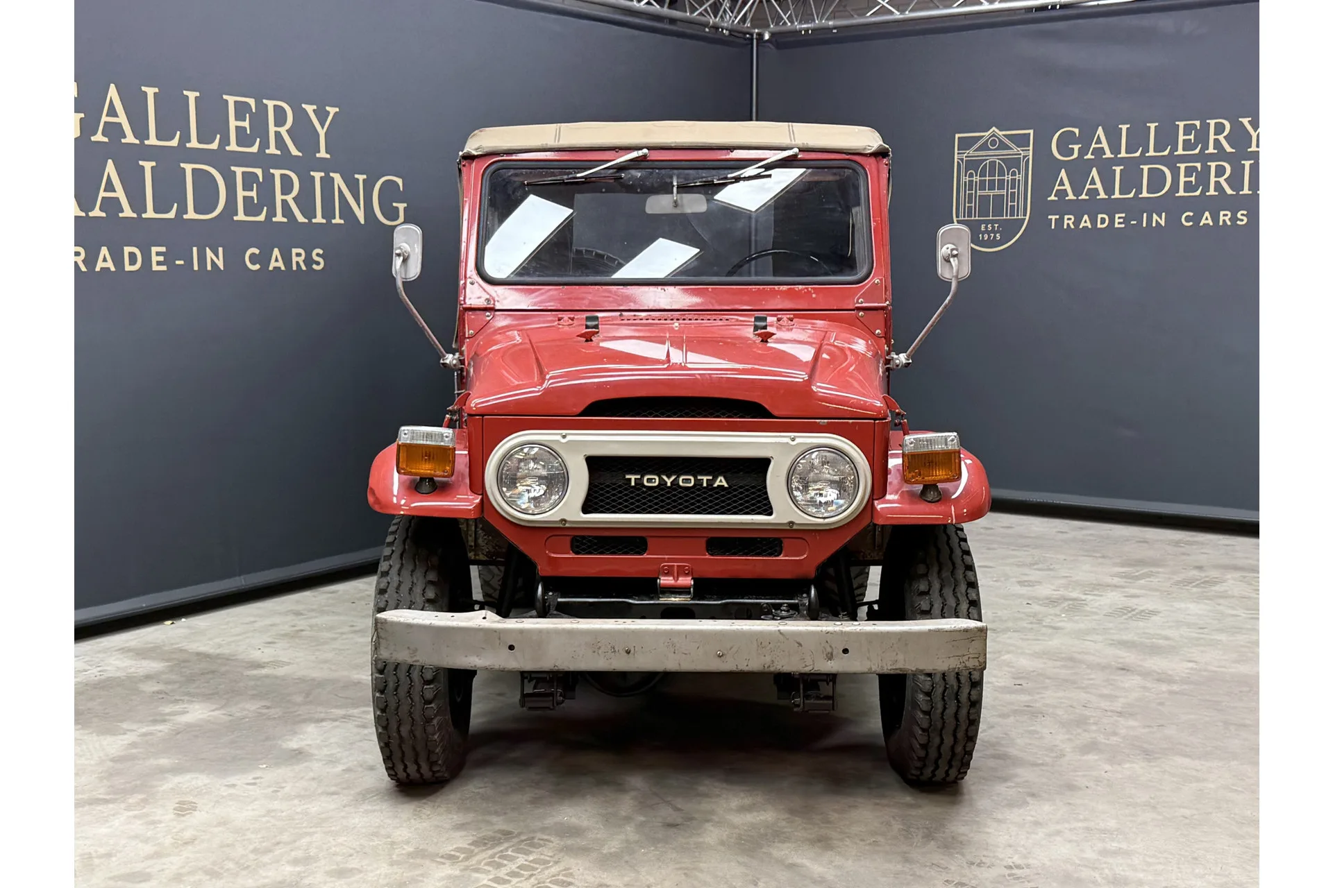 1975 Toyota Land Cruiser 40 FJ40 Soft Top, 5/30