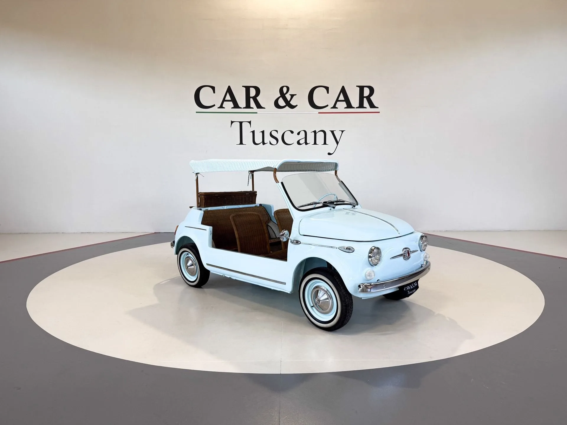 1976 Fiat 500 Spiaggina offered by a specialist dealer in Lucca, Italy, main photo
