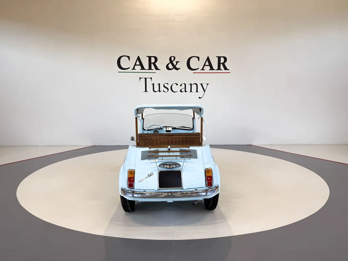 1976 Fiat 500 Spiaggina proposée par un concessionnaire spécialisé à Lucca, Italie, photo 4 sur 20