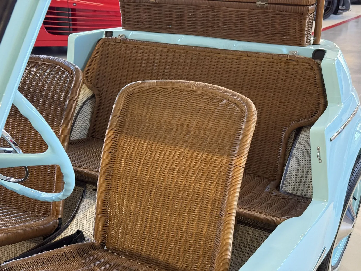 1976 Fiat 500 Spiaggina proposée par un concessionnaire spécialisé à Lucca, Italie, photo 14 sur 20