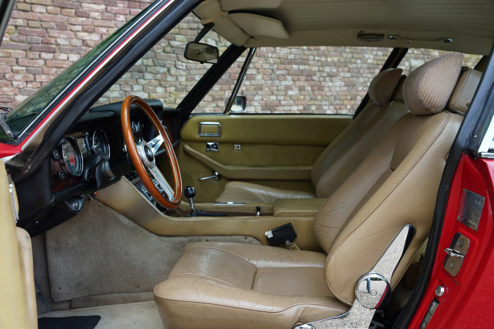1976 Jensen Interceptor III, 3/30