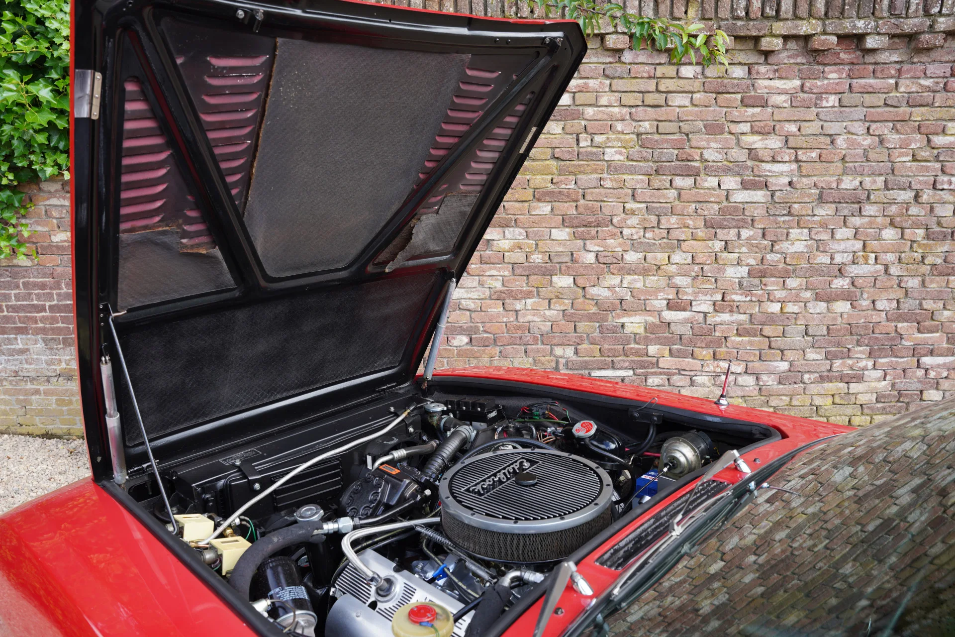 1976 Jensen Interceptor III, 9/30