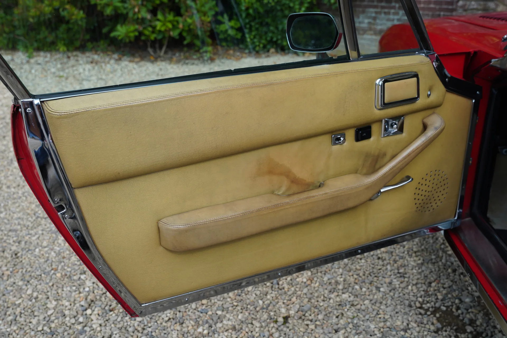 1976 Jensen Interceptor III, 15/30