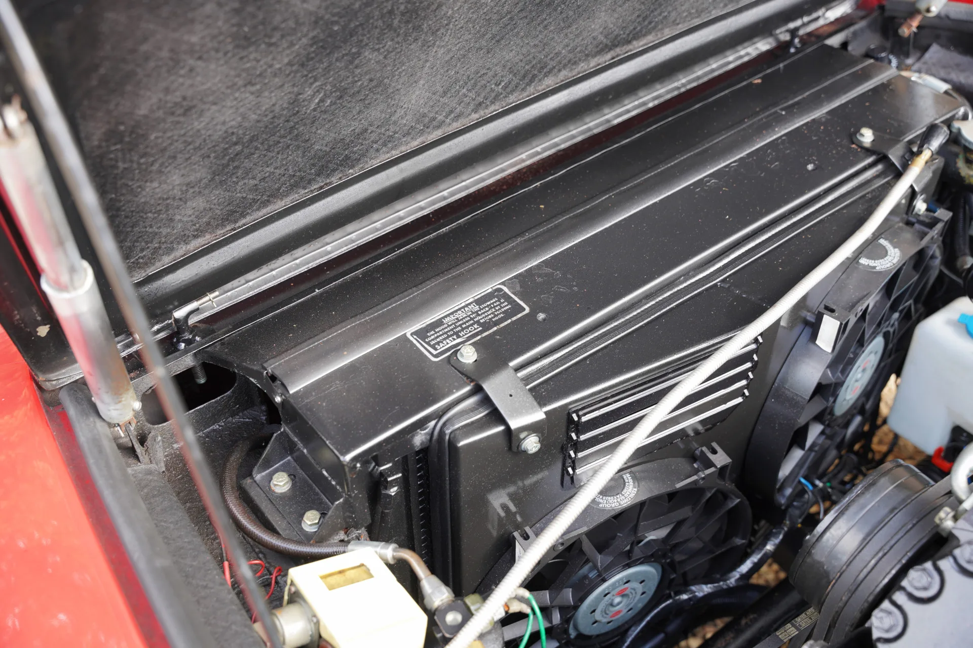 1976 Jensen Interceptor III, 24/30