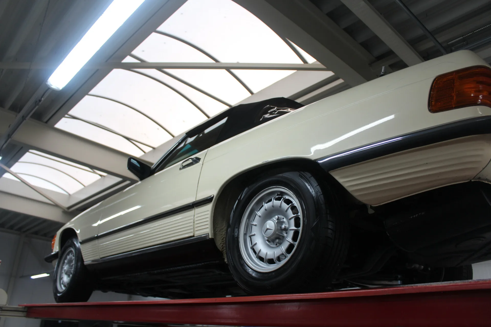 1976 Mercedes-Benz SL 280, 11/30