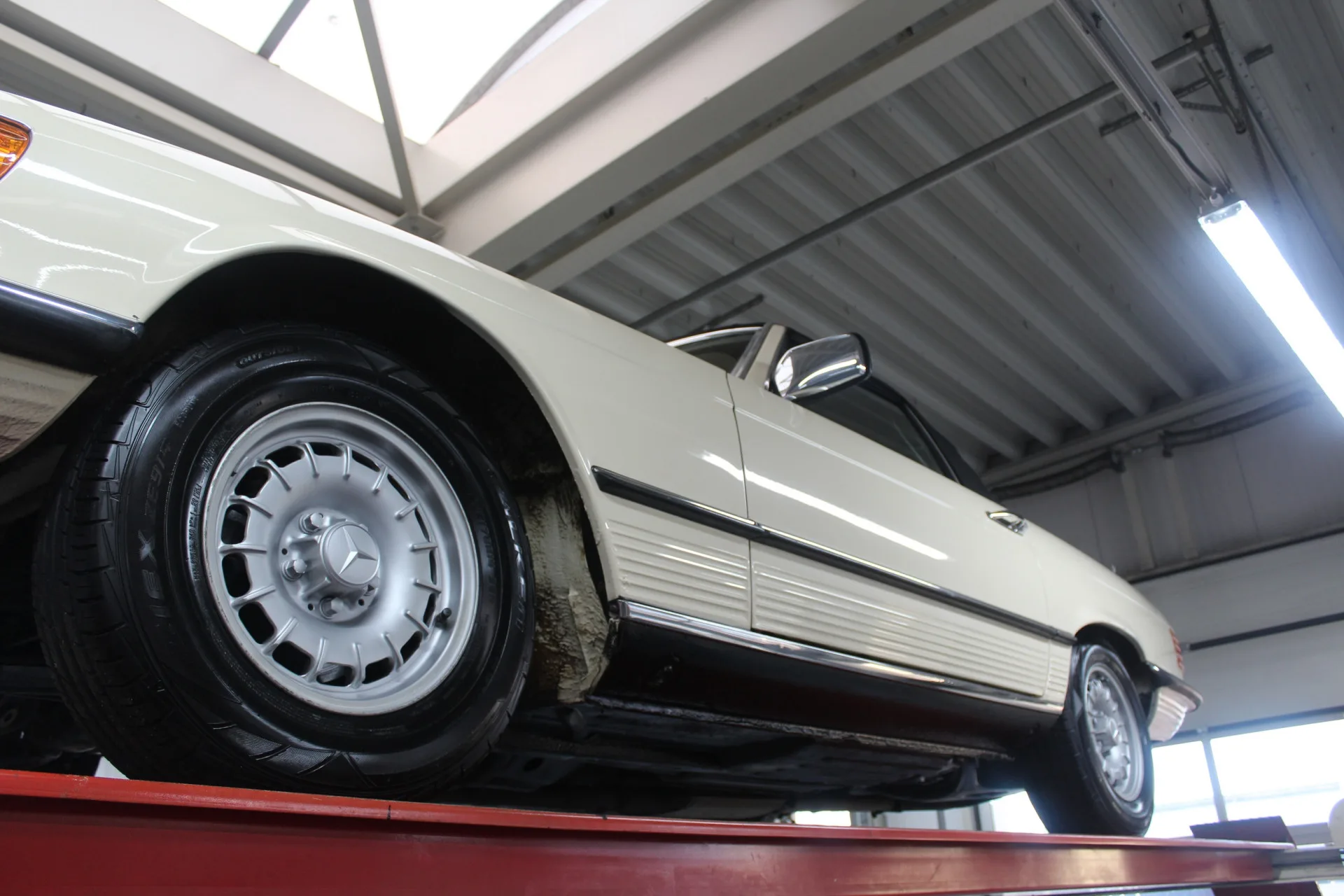 1976 Mercedes-Benz SL 280, 12/30