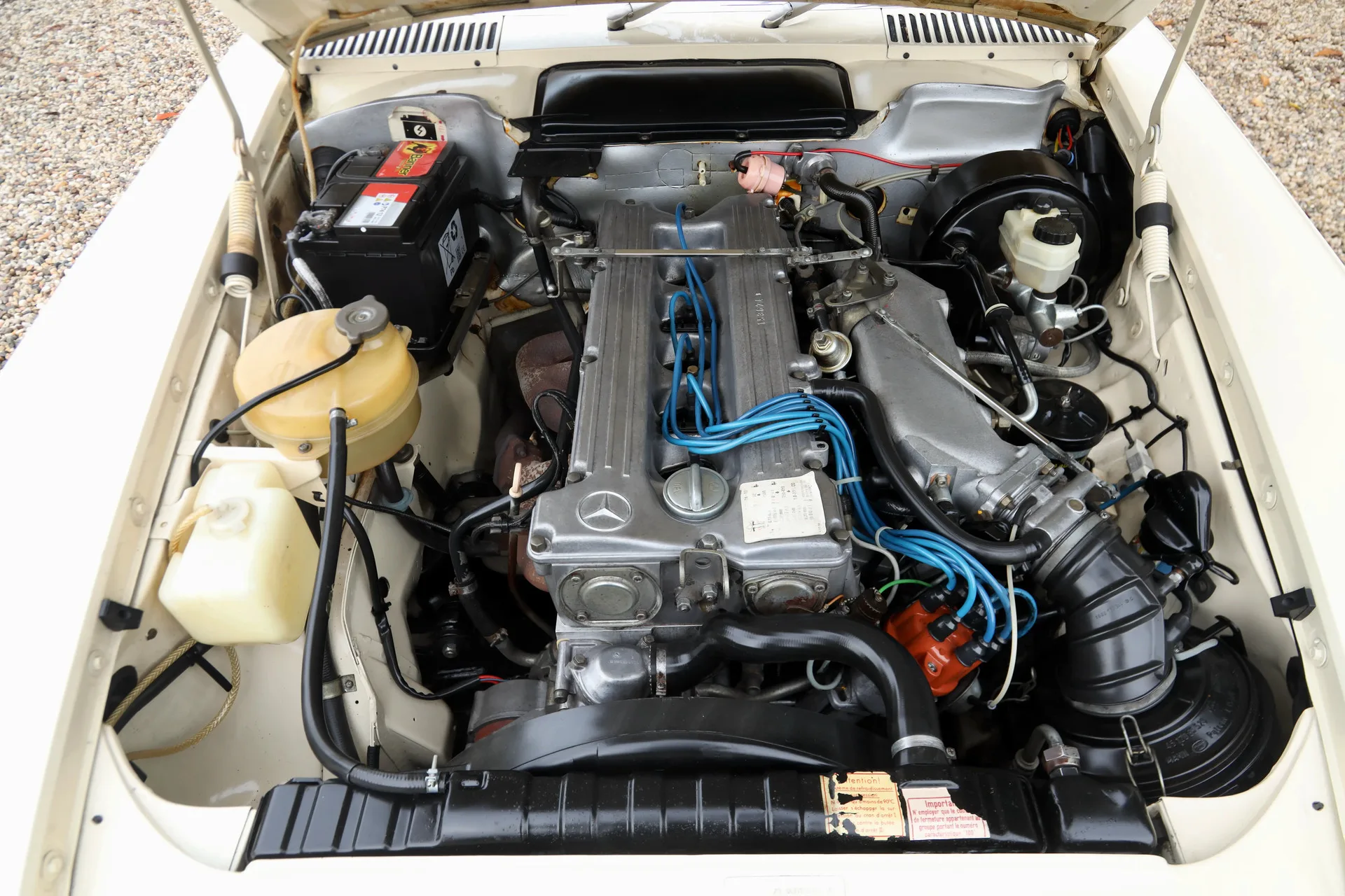 1976 Mercedes-Benz SL 280, 27/30