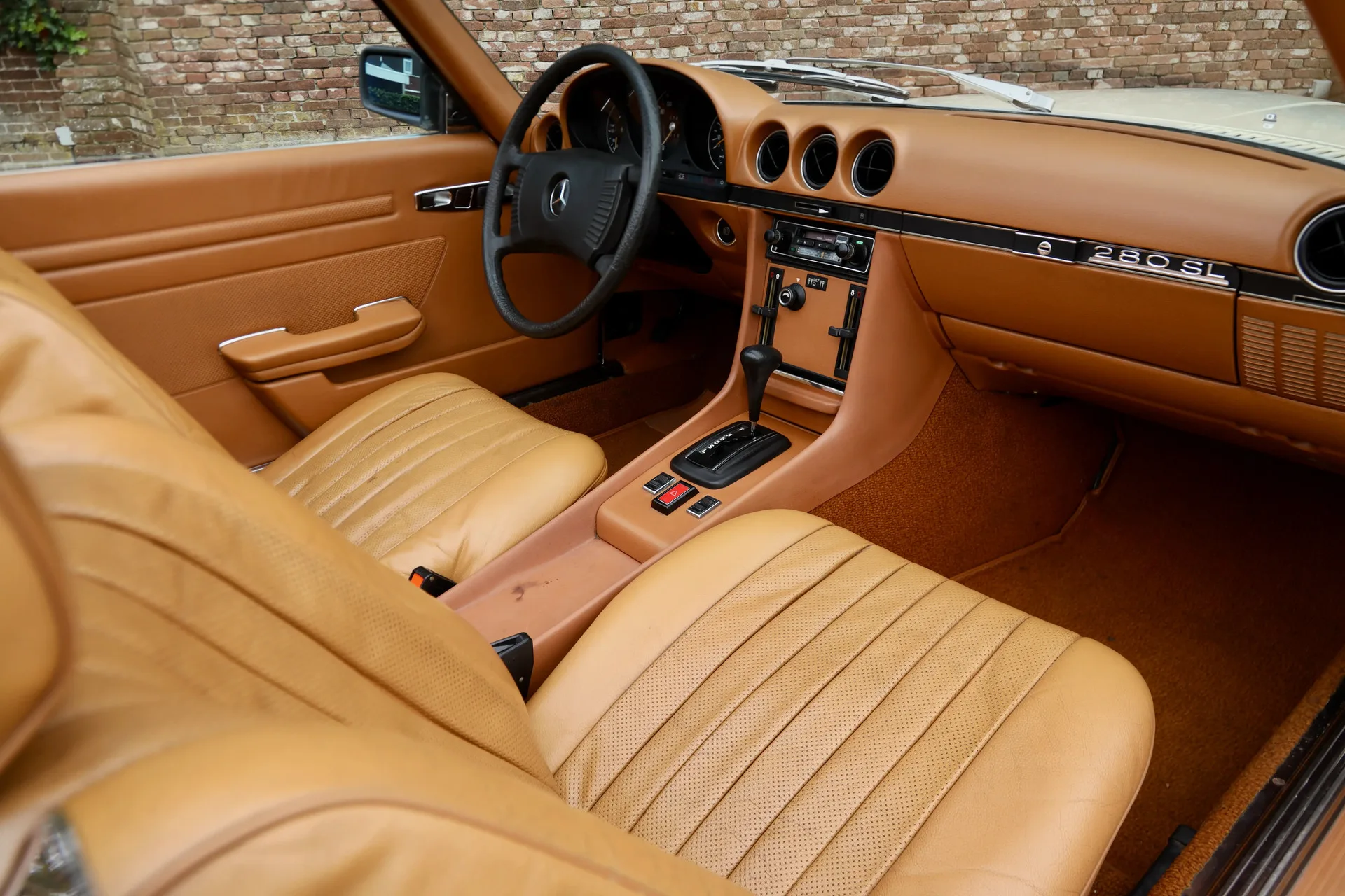 1976 Mercedes-Benz SL 280, 29/30