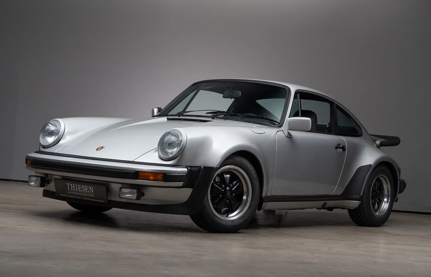 1976 Porsche 911 Turbo 3.0 (930), 3/29
