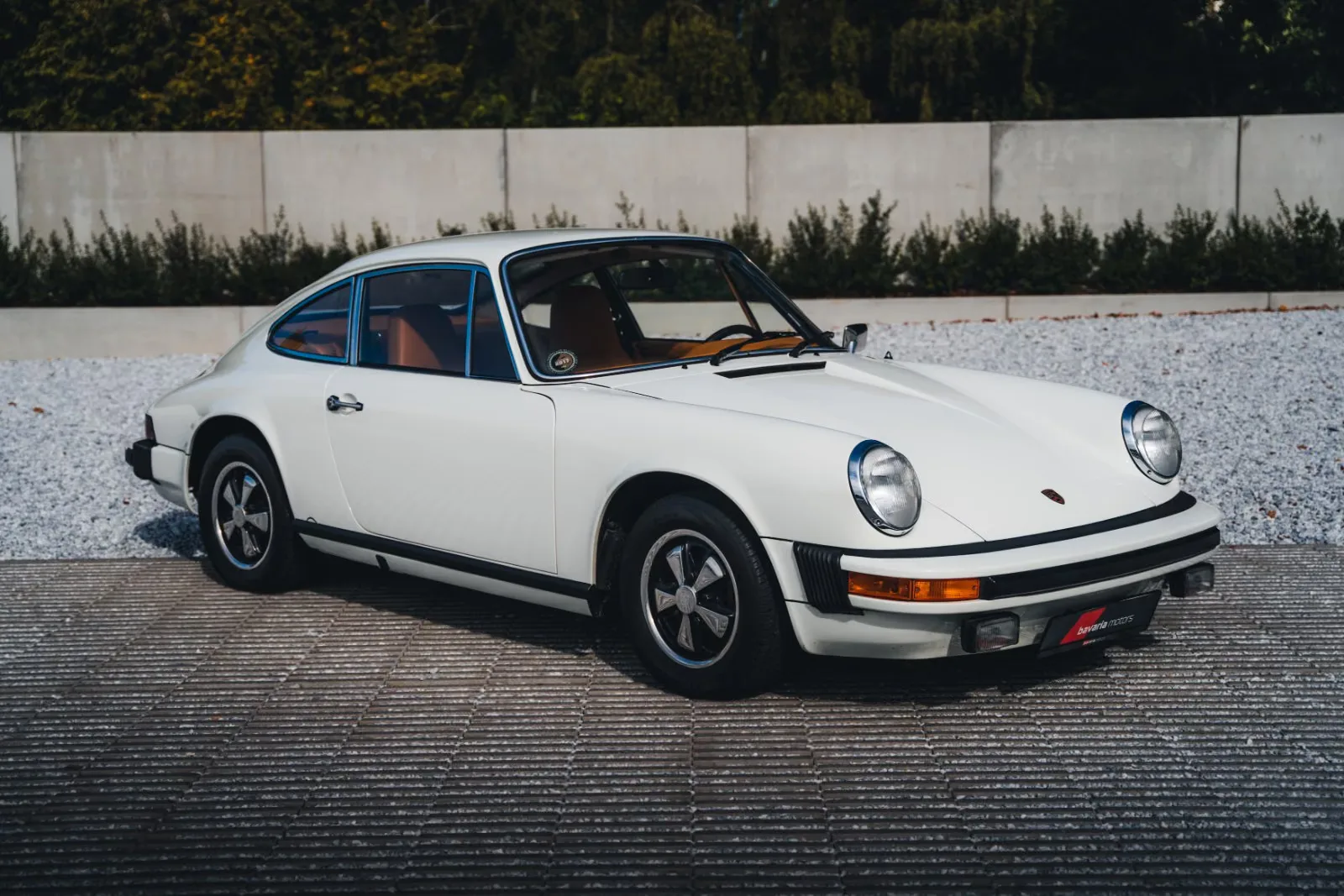 1976 Porsche 912 E proposta da un concessionario specializzato a Harelbeke, Belgio, foto principale