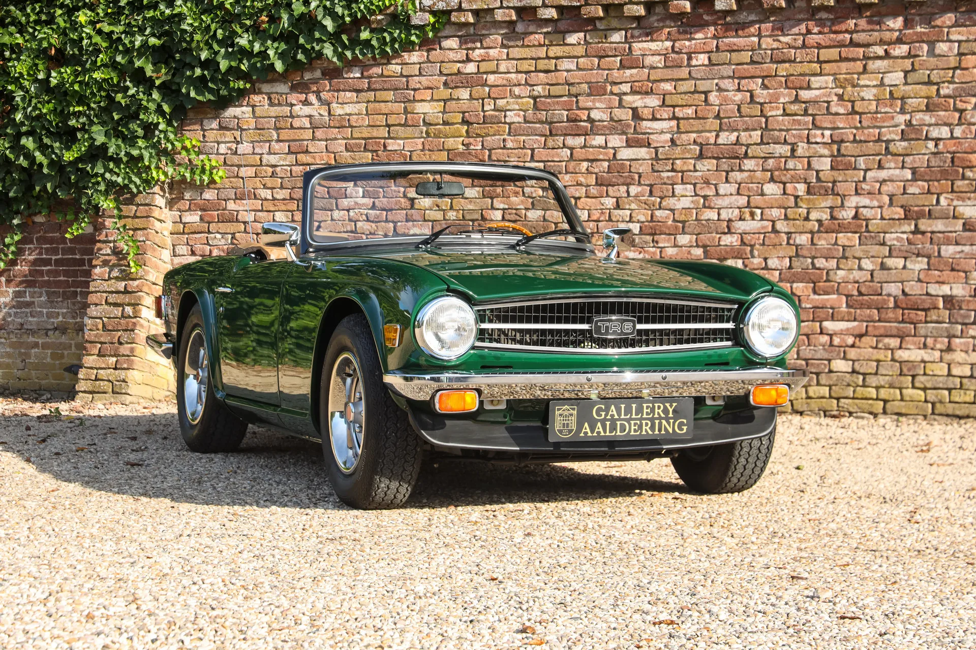 1976 Triumph TR6 Overdrive, 28/30