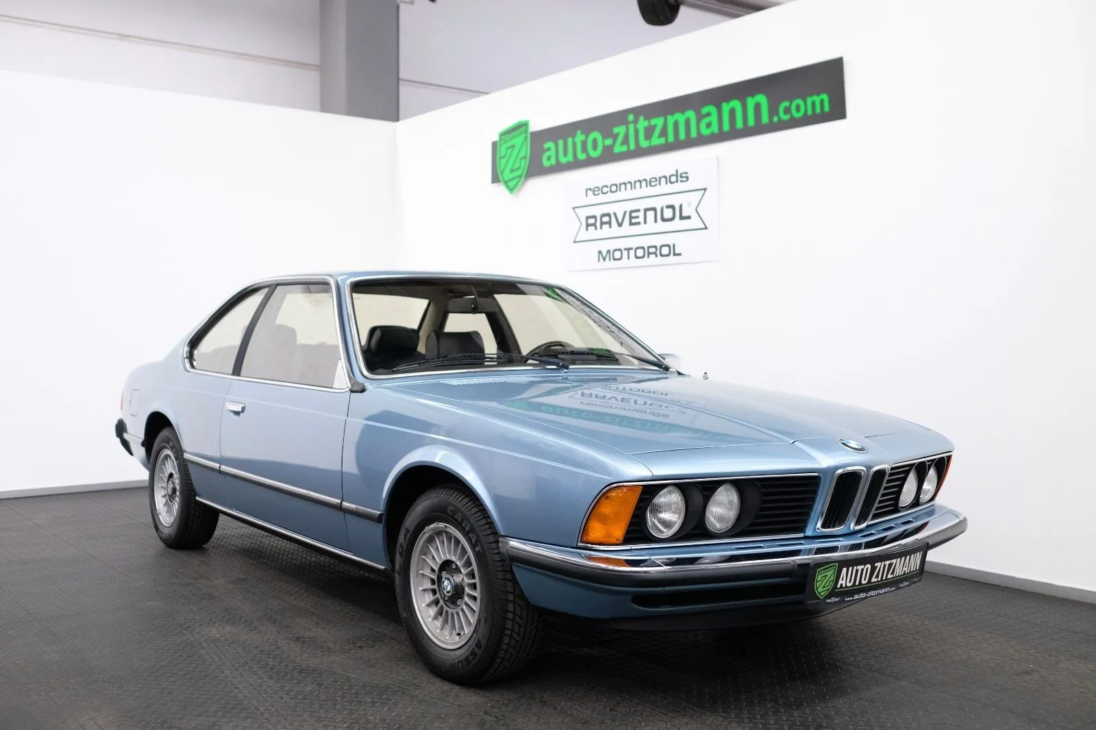 1977 BMW 633 CSi proposée par un spécialiste de la supercar à Nuremberg, Allemagne, photo principale
