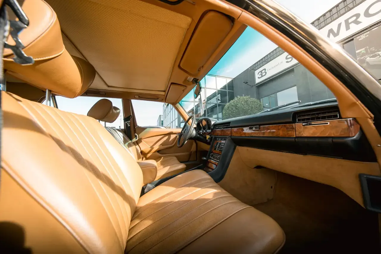 1977 Mercedes-Benz 450 SEL 6.9, 28/30