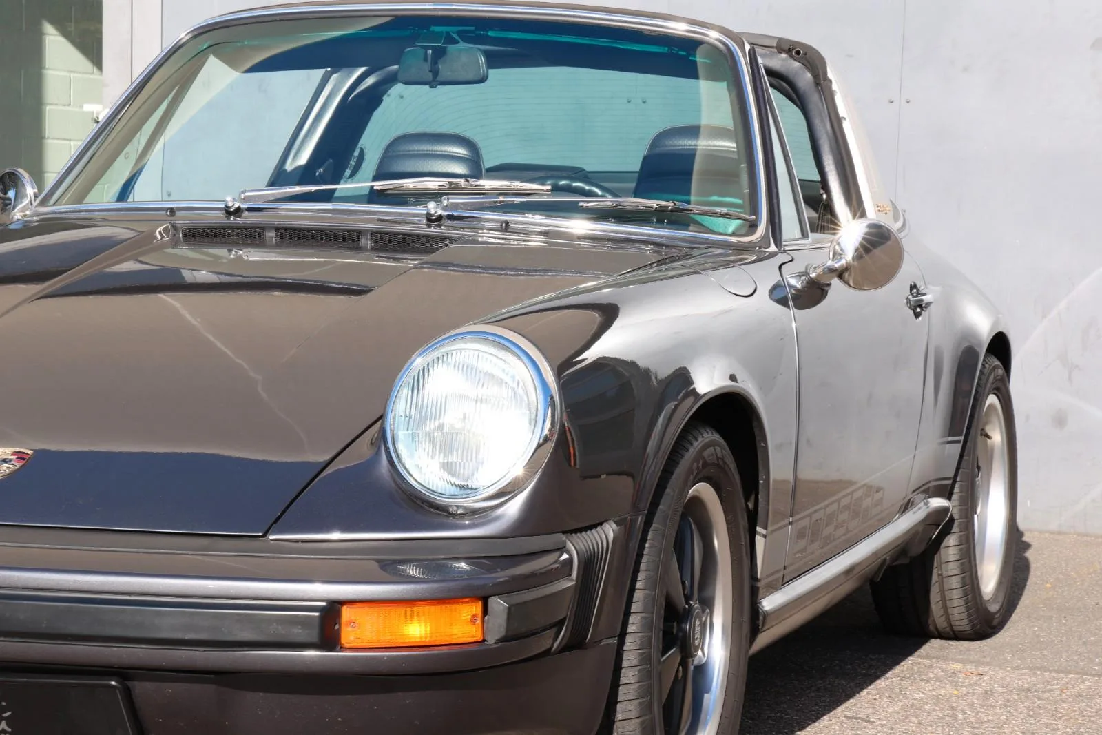 1977 Porsche 911 S Targa, 12/24