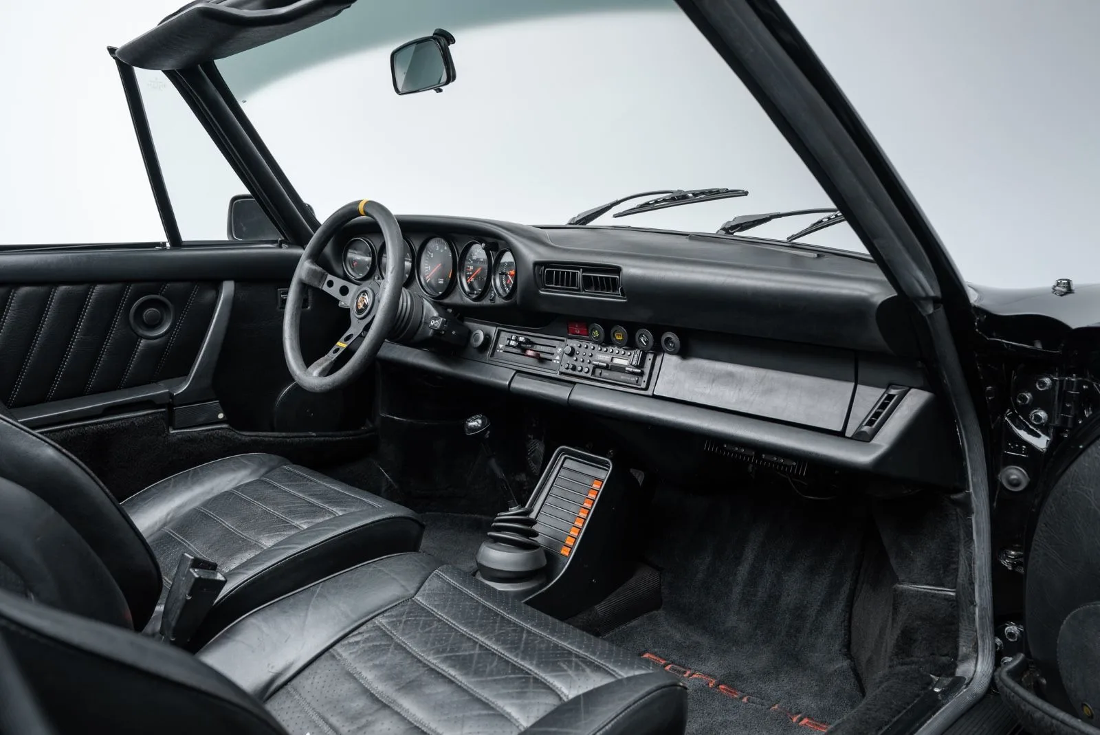 1977 Porsche 911 SC Targa, 9/23