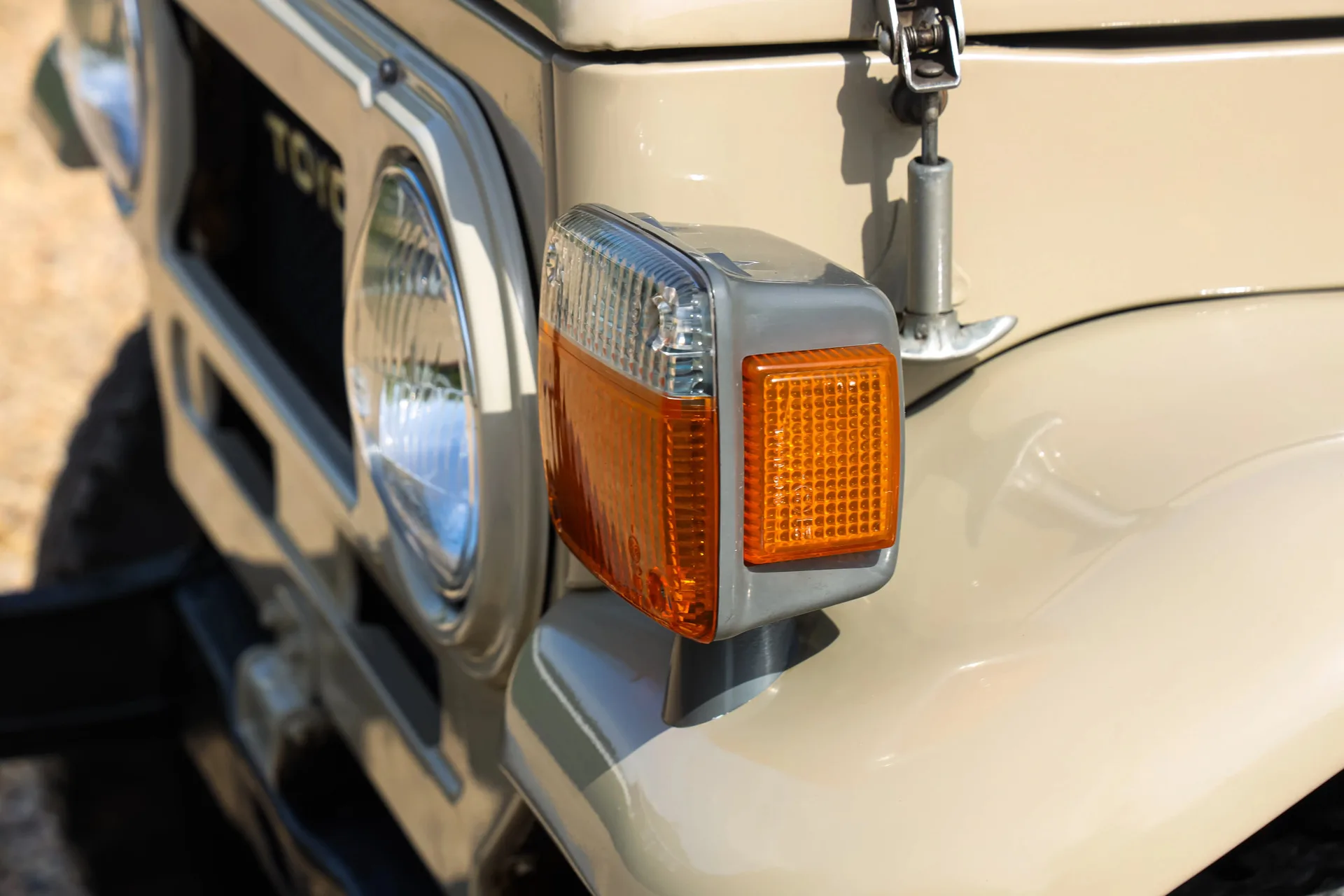 1977 Toyota Land Cruiser 40 BJ40 Hardtop, 7/30