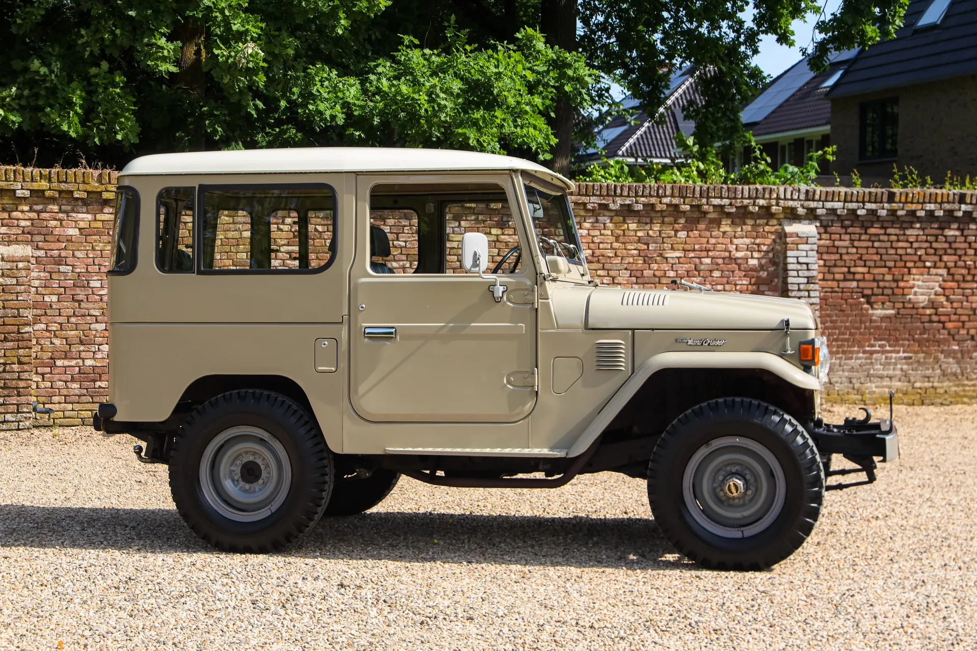 1977 Toyota Land Cruiser 40 BJ40 Hardtop, 17/30
