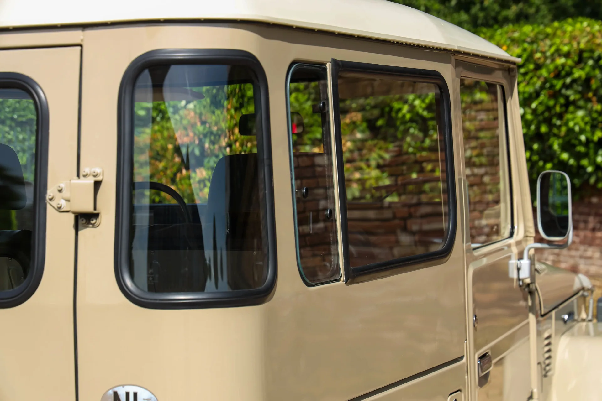 1977 Toyota Land Cruiser 40 BJ40 Hardtop, 30/30
