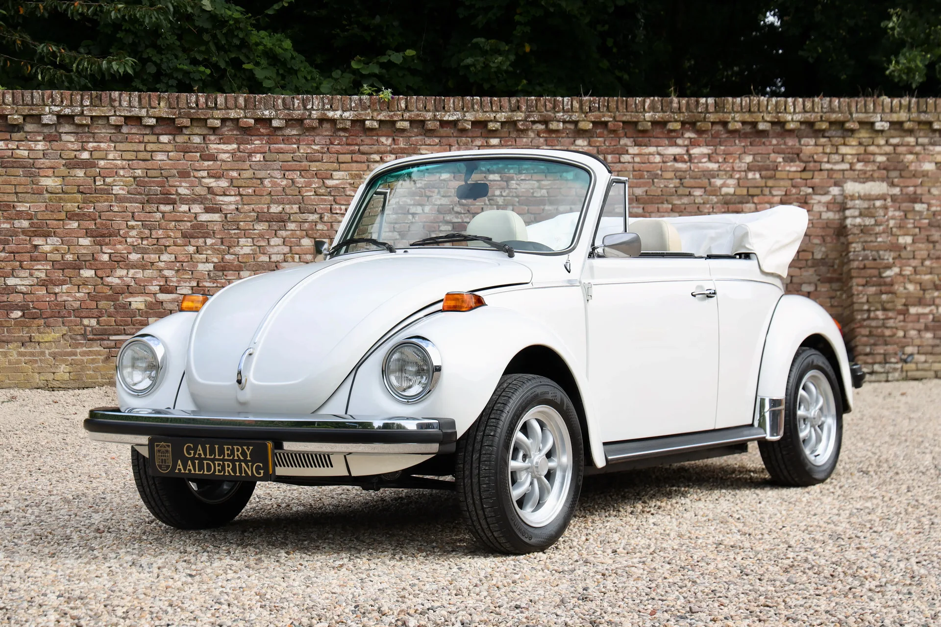 1977 Volkswagen 1303 Cabriolet Champagne Edition offered by a specialist dealer in Brummen, Netherlands, main photo
