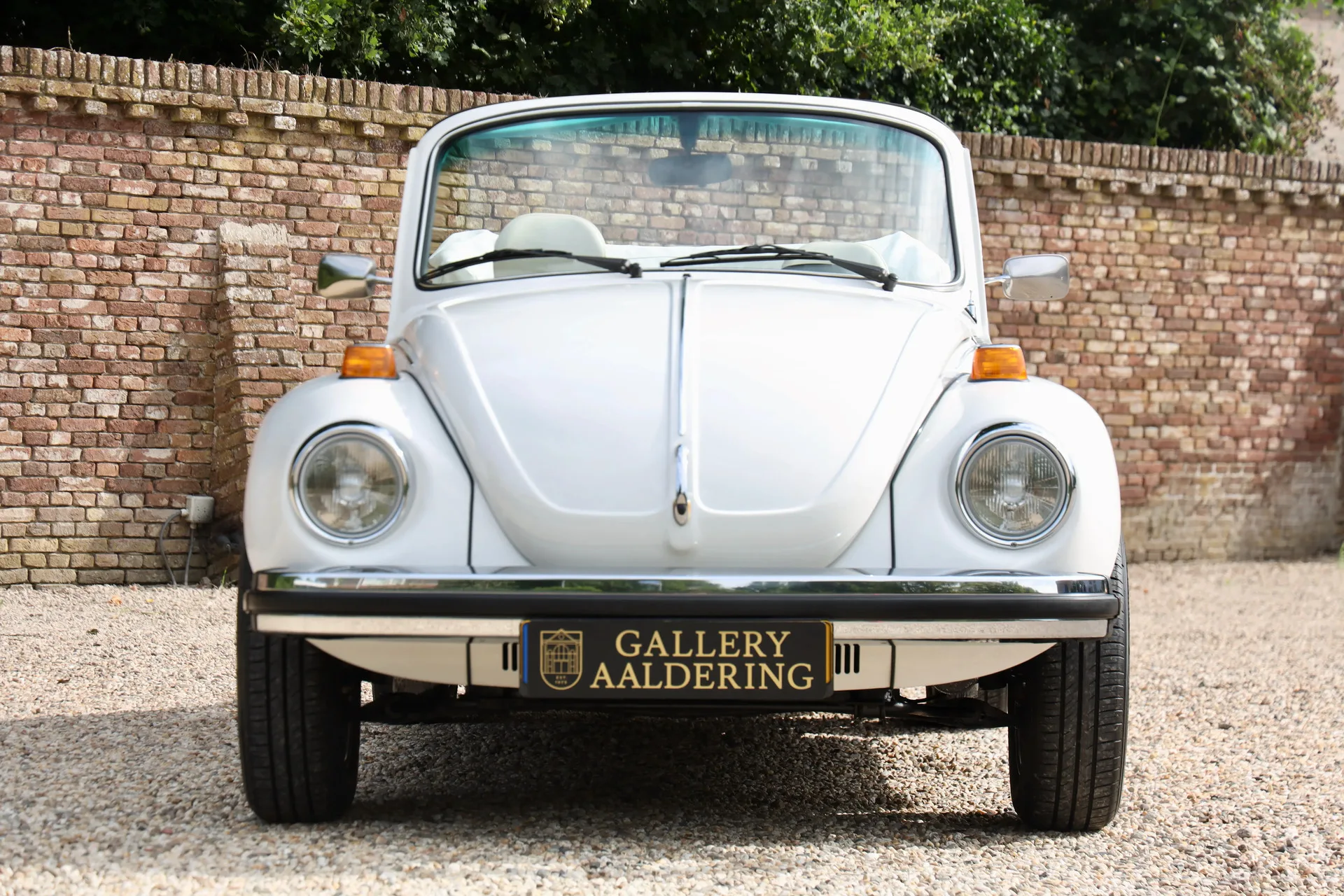 1977 Volkswagen 1303 Cabriolet Champagne Edition, 5/30